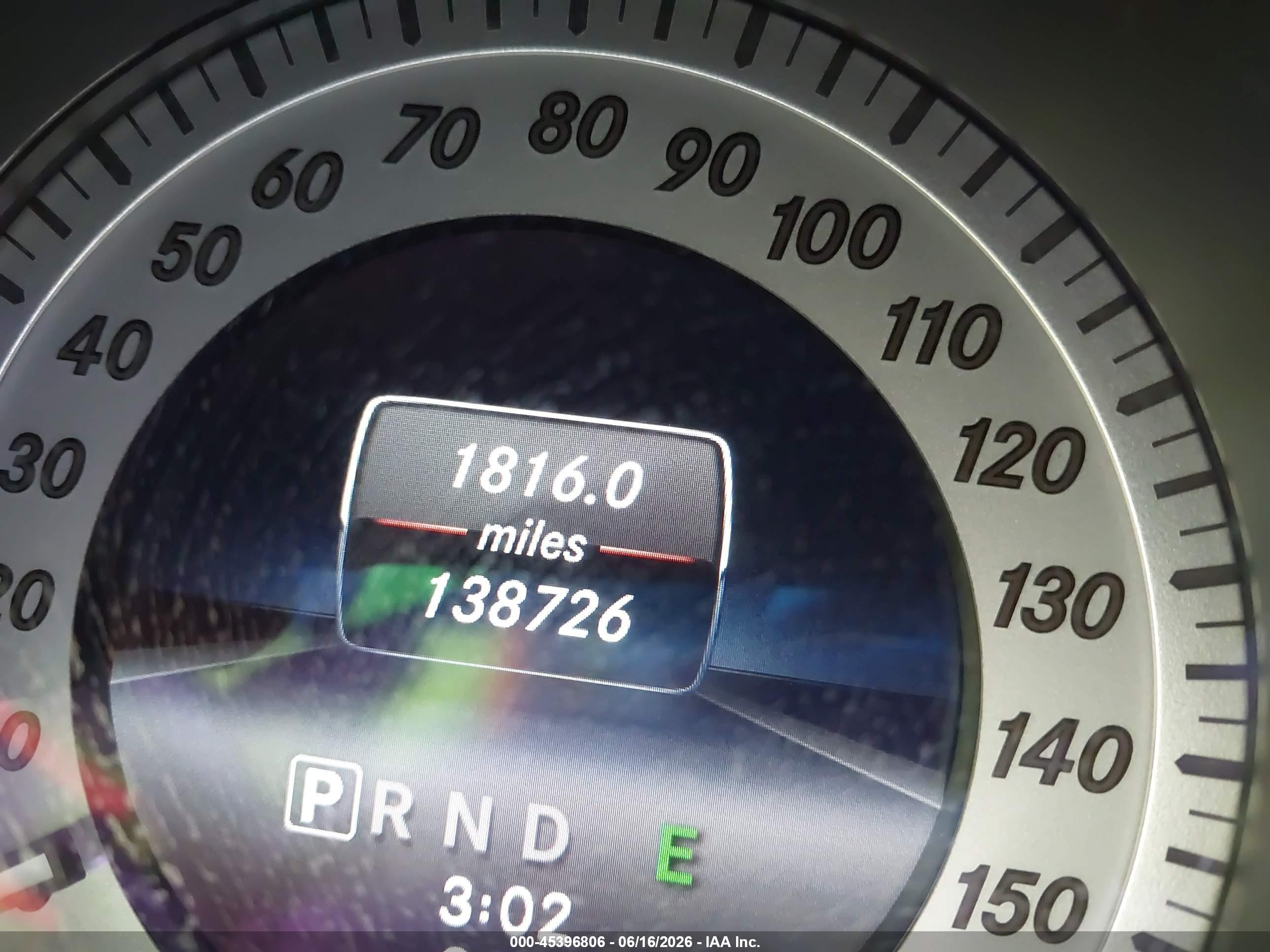 2014 Mercedes-benz C 250 Sport Белый vin: WDDGF4HB4ER307819