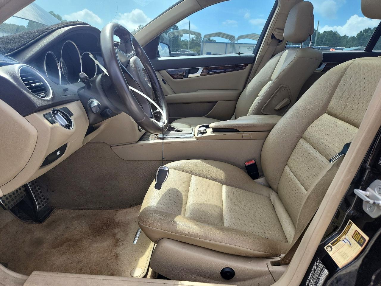 2012 Mercedes-benz C 250 Black vin: WDDGF4HB5CR194170