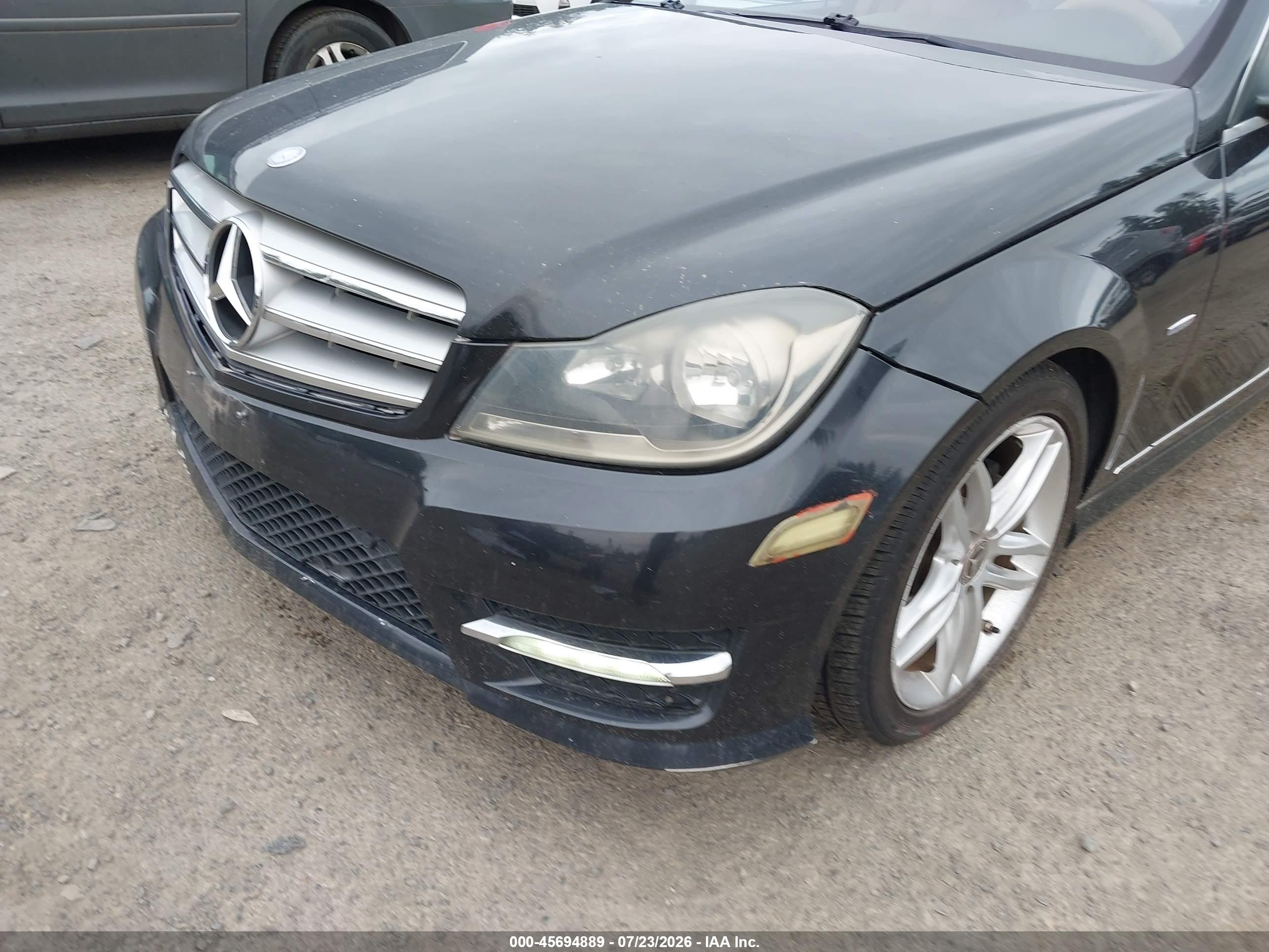 2012 Mercedes-benz C 250 Sport Black vin: WDDGF4HB5CR200369