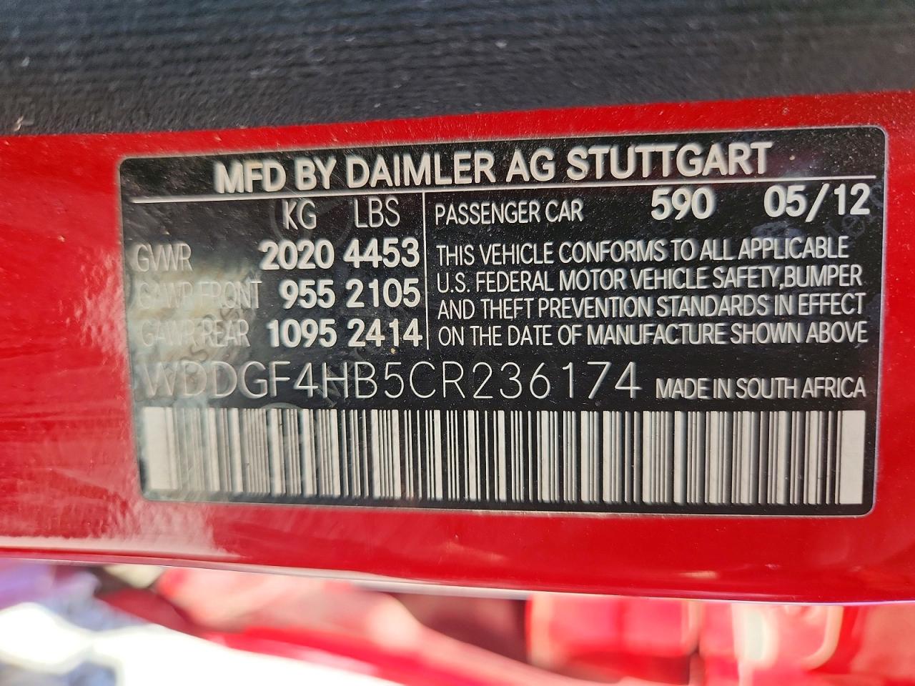 2012 Mercedes-benz C 250 Red vin: WDDGF4HB5CR236174