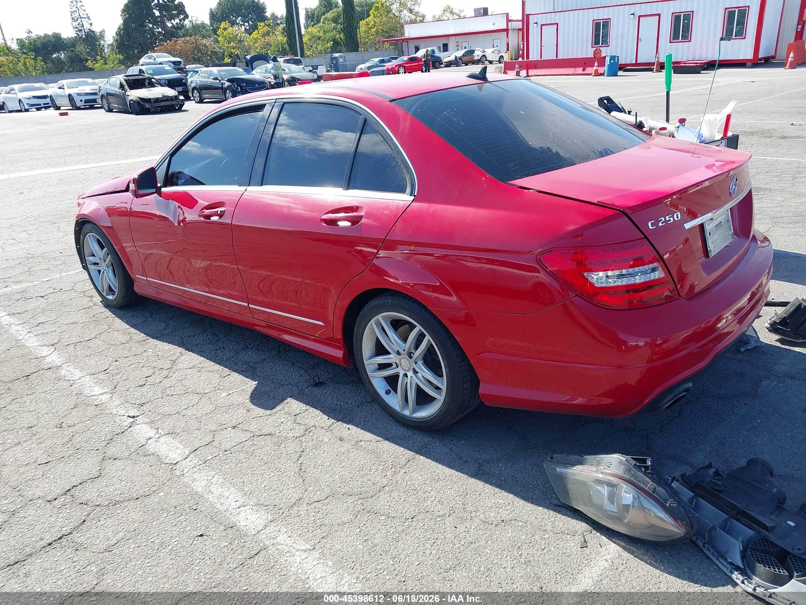 2013 Mercedes-benz C 250 Sport Red vin: WDDGF4HB5DA777550