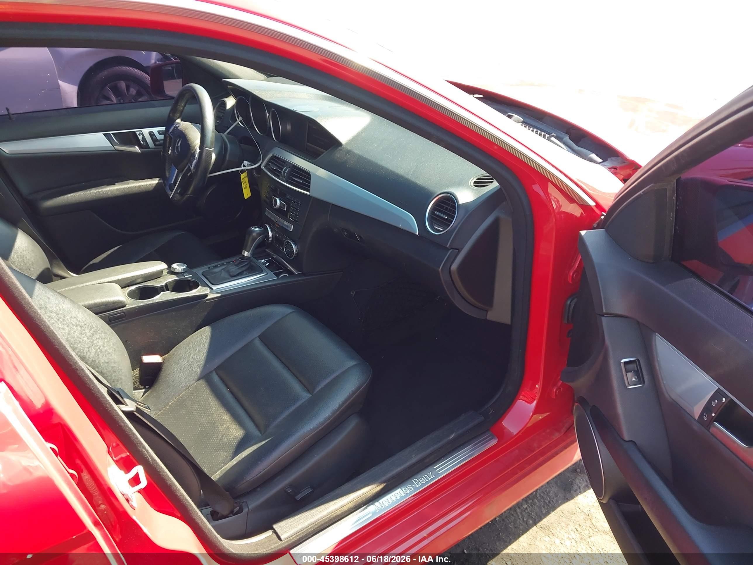 2013 Mercedes-benz C 250 Sport Red vin: WDDGF4HB5DA777550