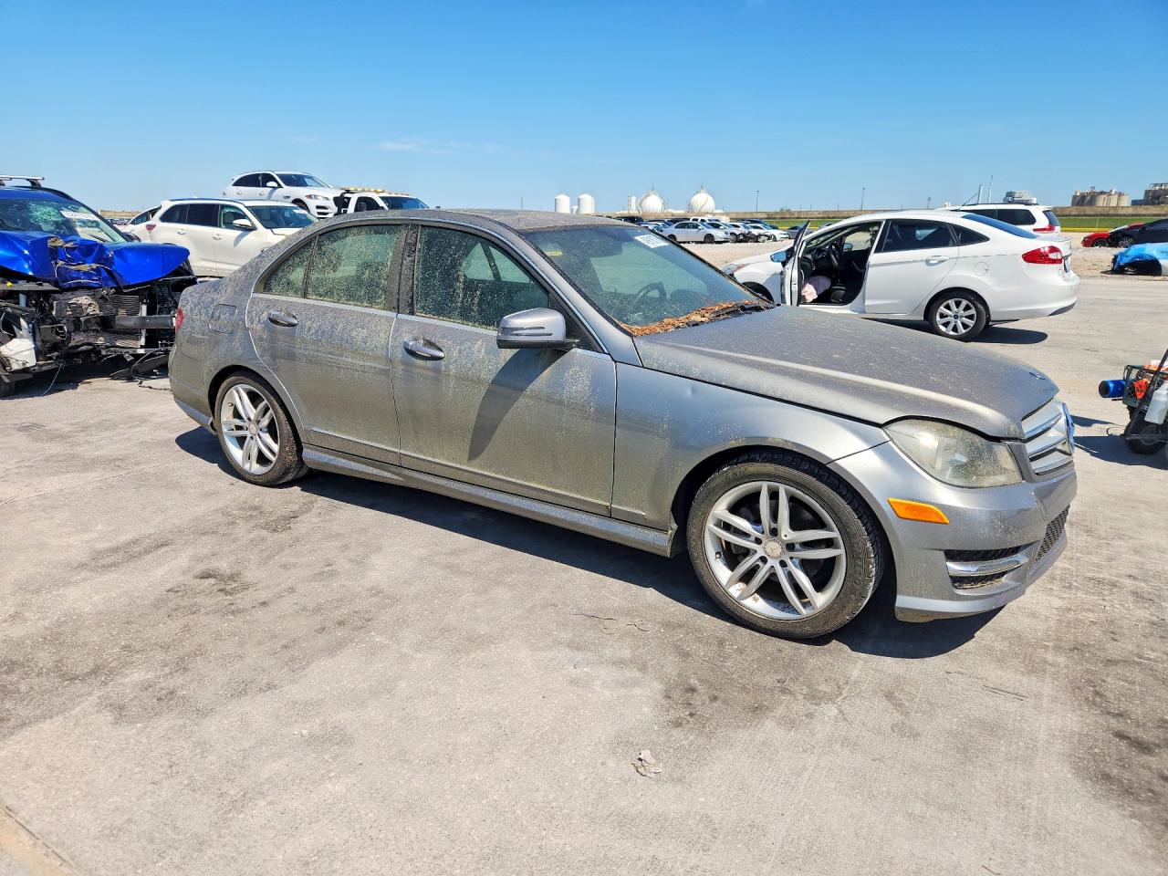 2013 Mercedes-benz C 250 Gray vin: WDDGF4HB5DA852022