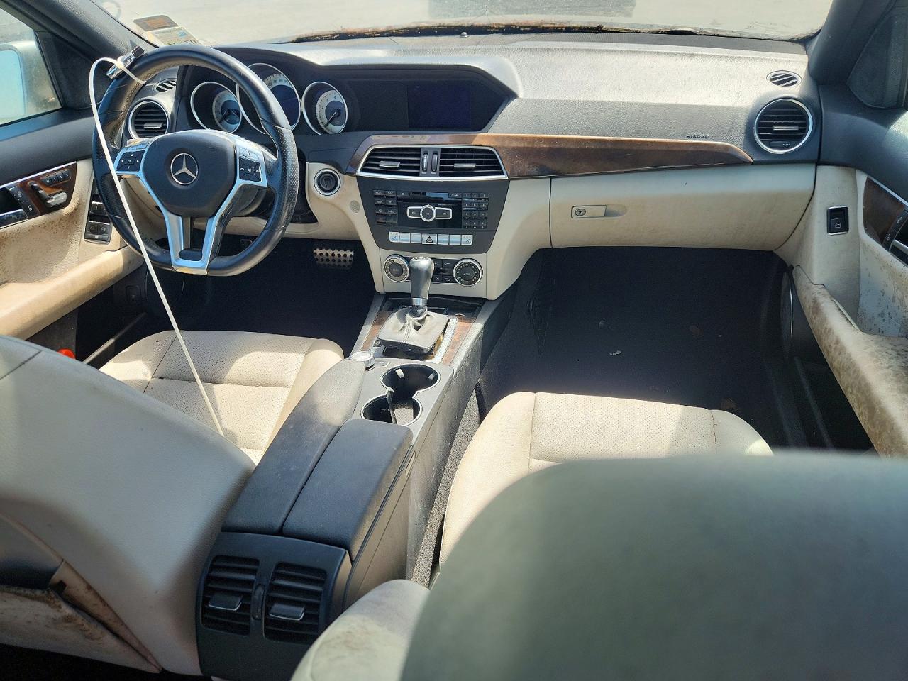 2013 Mercedes-benz C 250 Gray vin: WDDGF4HB5DA852022