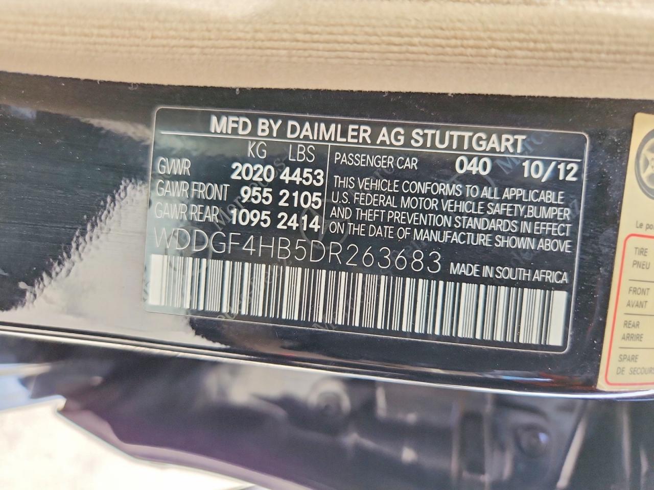 2013 Mercedes-benz C 250 Черный vin: WDDGF4HB5DR263683