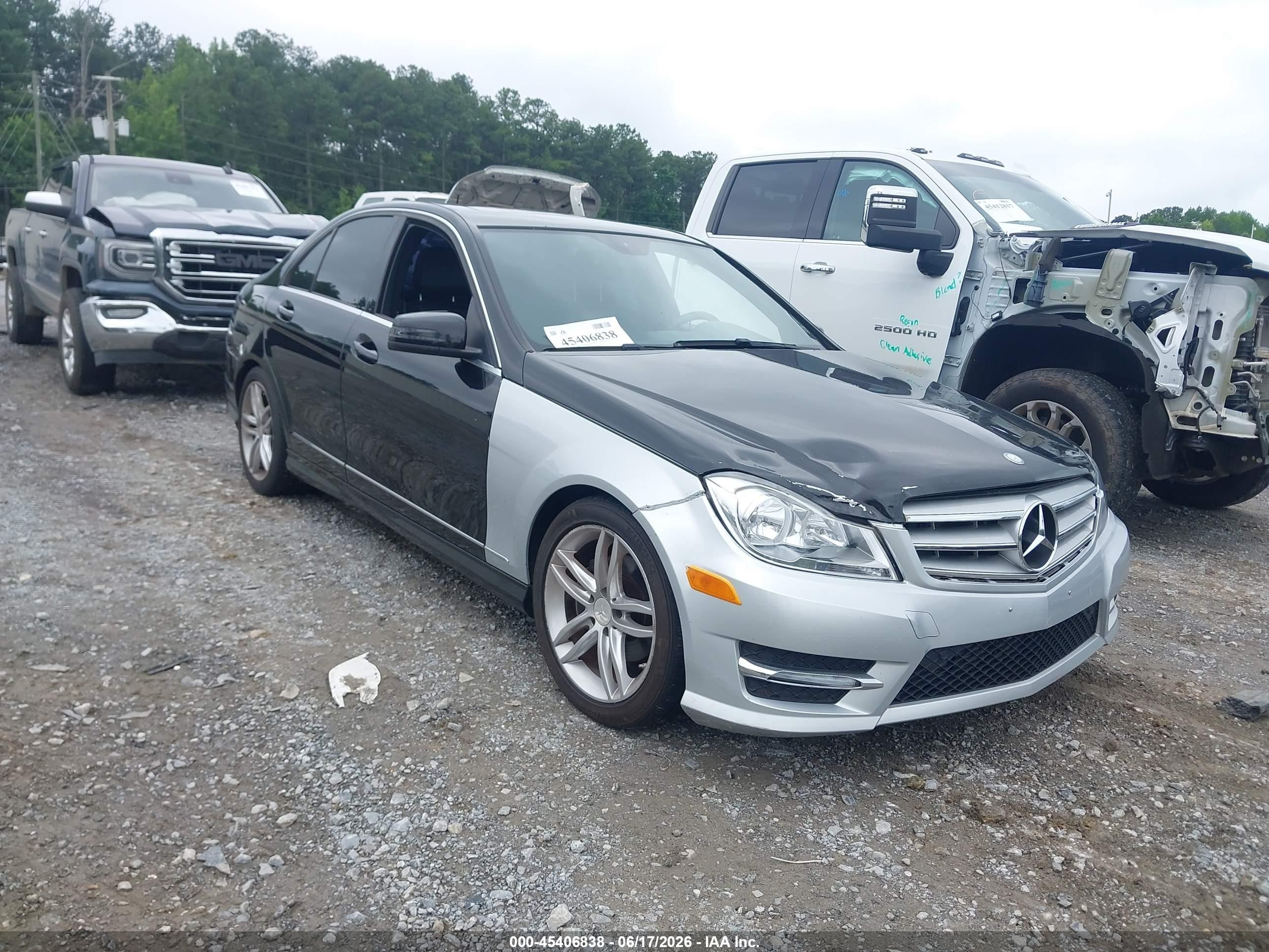 WDDGF4HB5DR277809