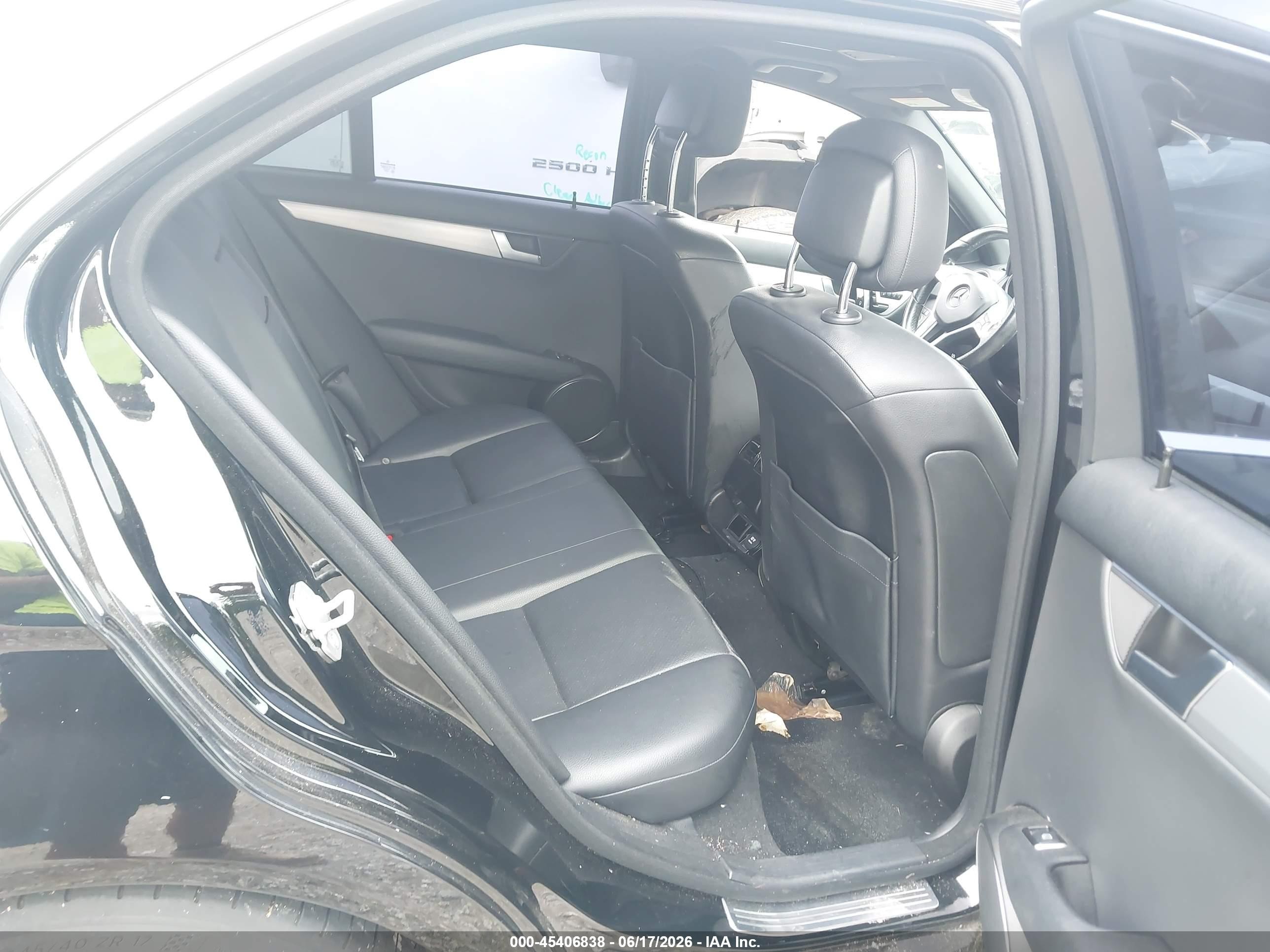 2013 Mercedes-benz C 250 Sport Черный vin: WDDGF4HB5DR277809