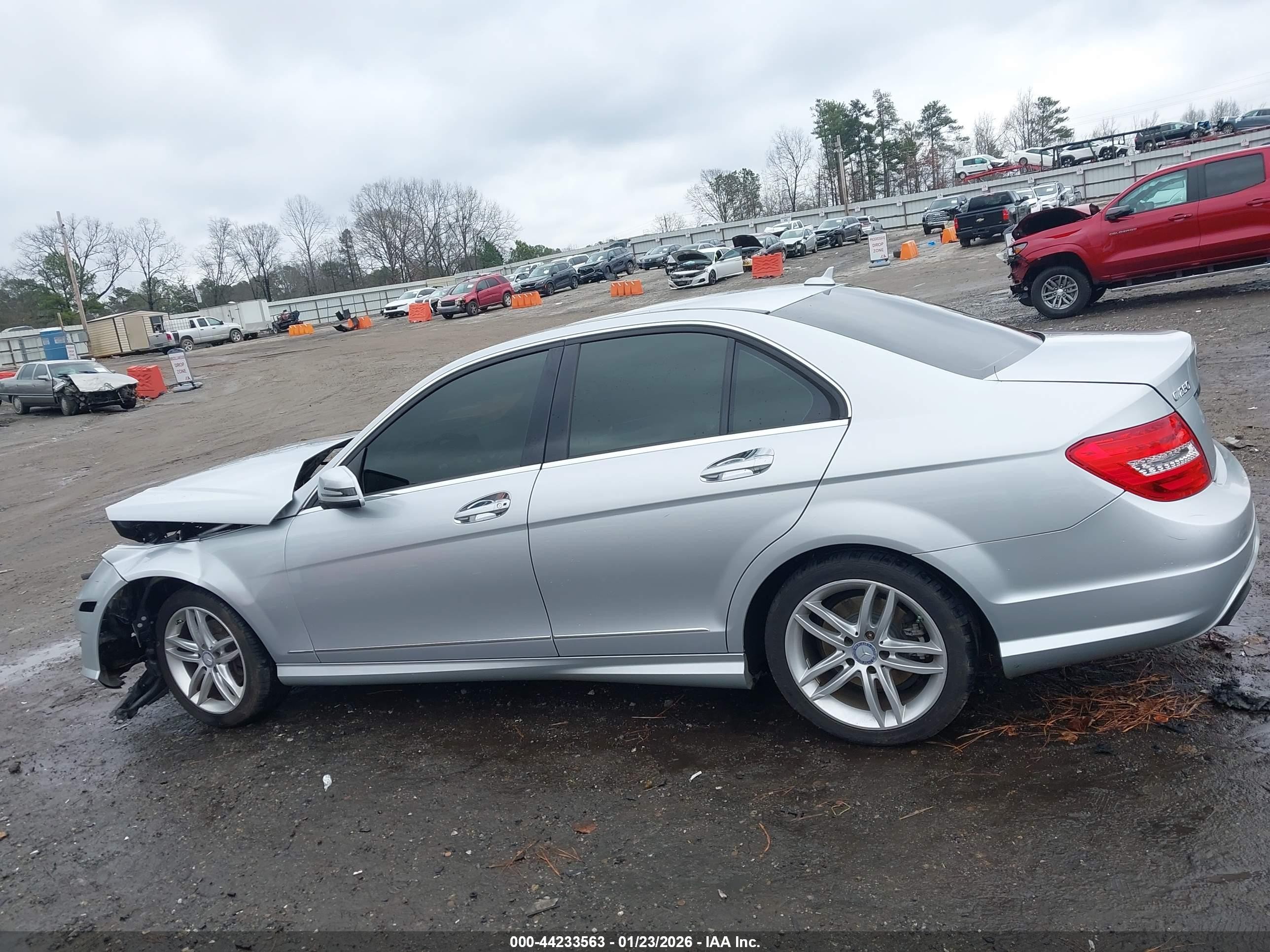 2013 Mercedes-benz C 250 Sport Silver vin: WDDGF4HB5DR296358