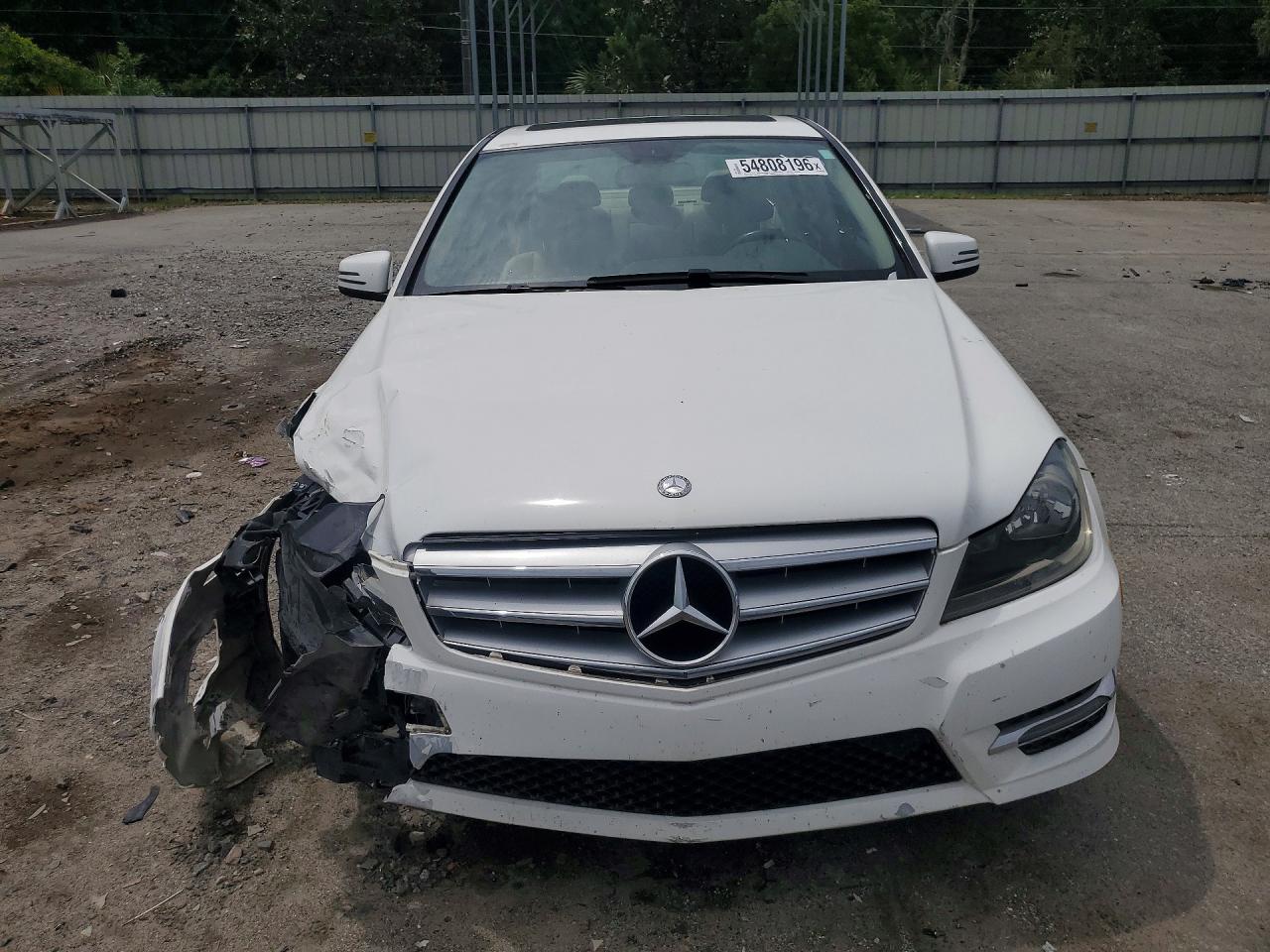 2013 Mercedes-benz C 250 White vin: WDDGF4HB5DR297106