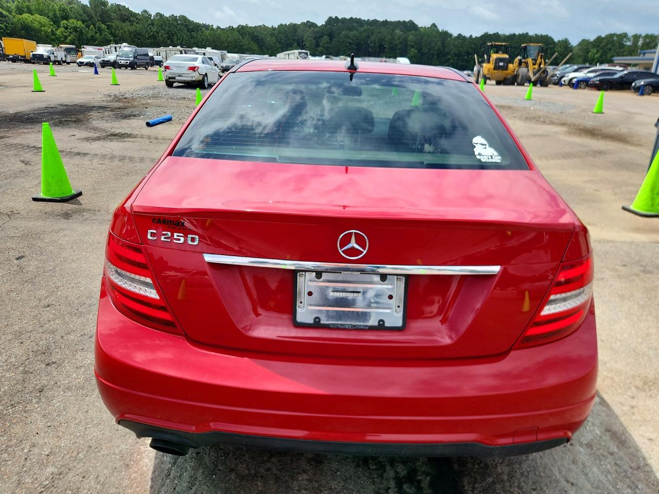 2014 Mercedes-benz C 250 Красный vin: WDDGF4HB5EA959377