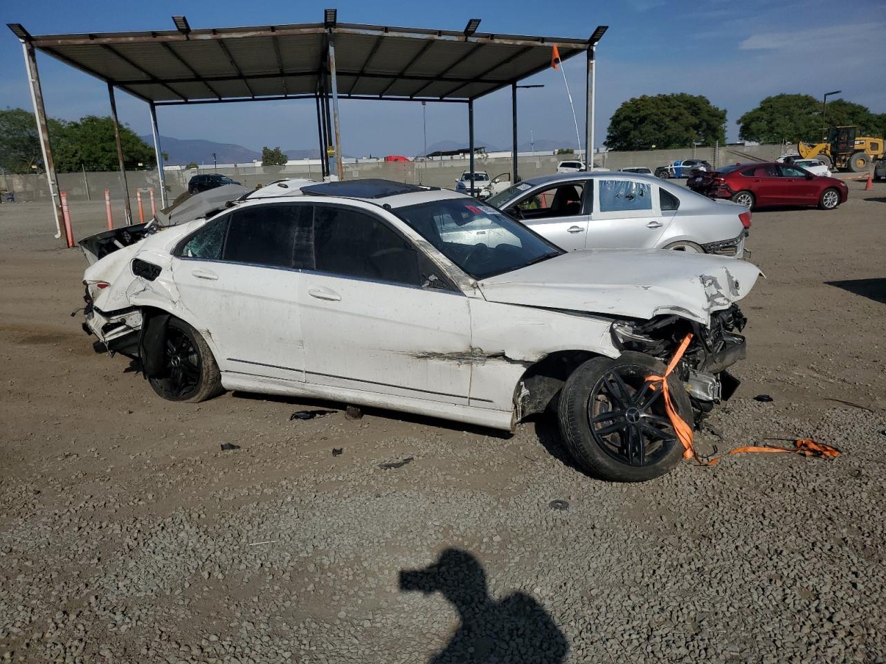 2014 Mercedes-benz C 250 White vin: WDDGF4HB5EG209250