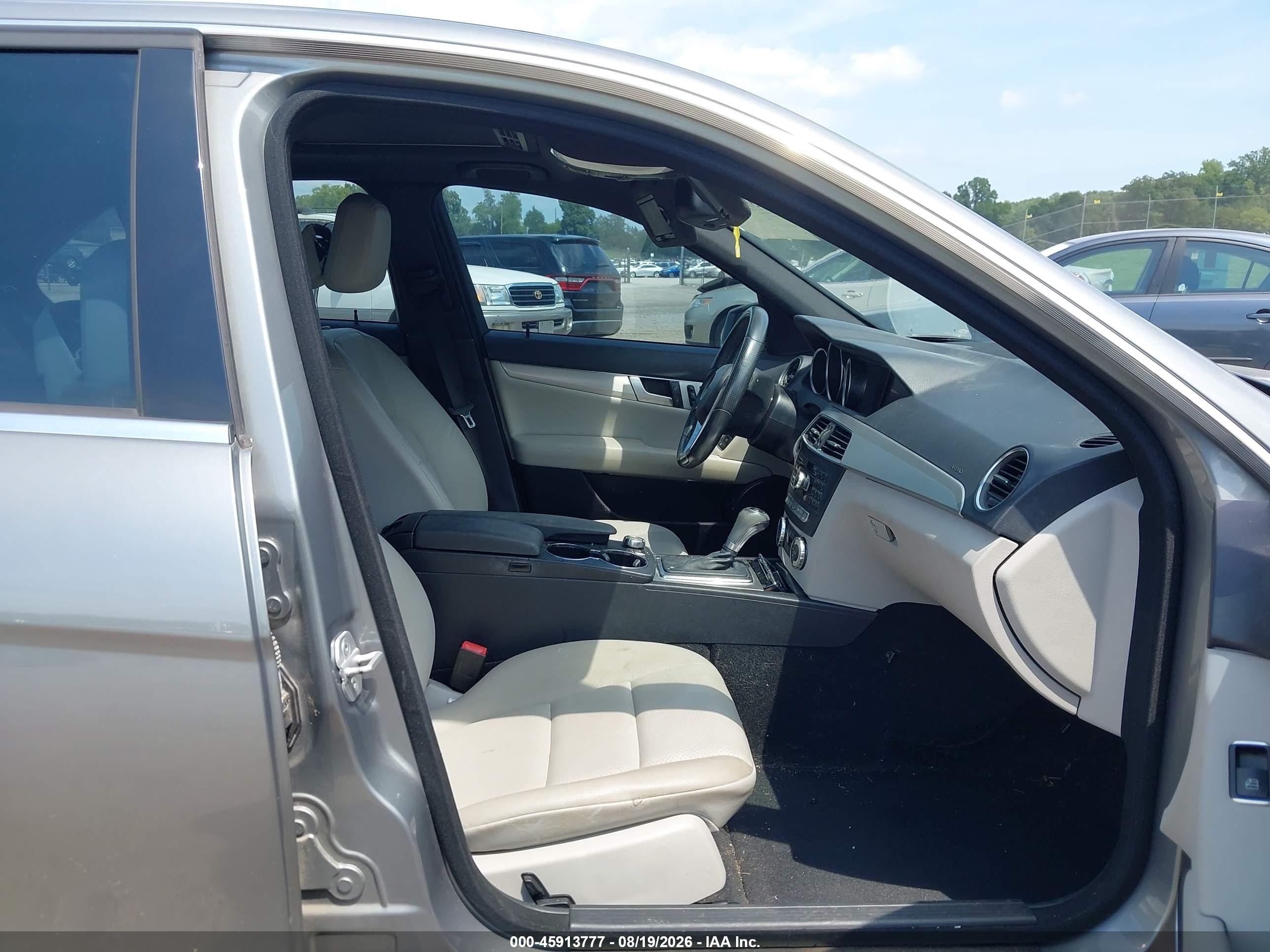 2014 Mercedes-benz C 250 Sport Gray vin: WDDGF4HB5EG223259