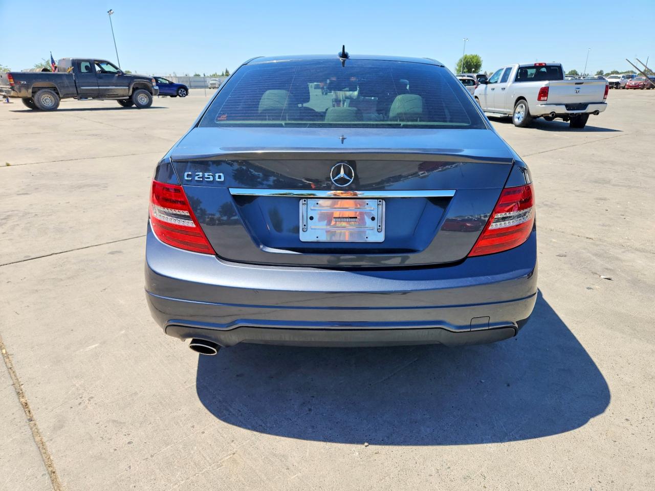 2014 Mercedes-benz C 250 Charcoal vin: WDDGF4HB5EG225254