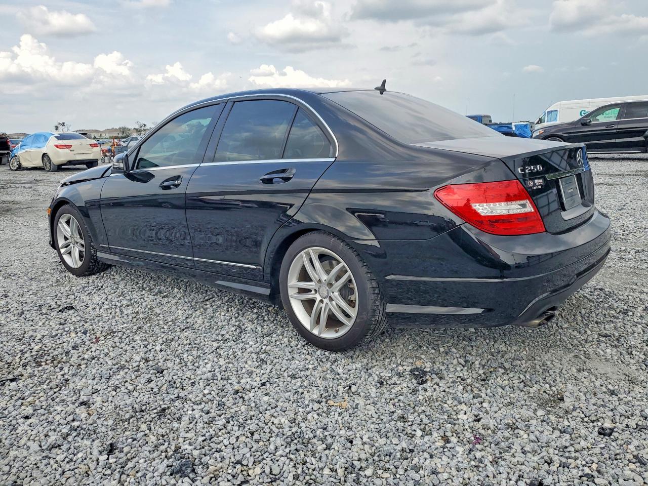 2014 Mercedes-benz C 250 Black vin: WDDGF4HB5EG233709