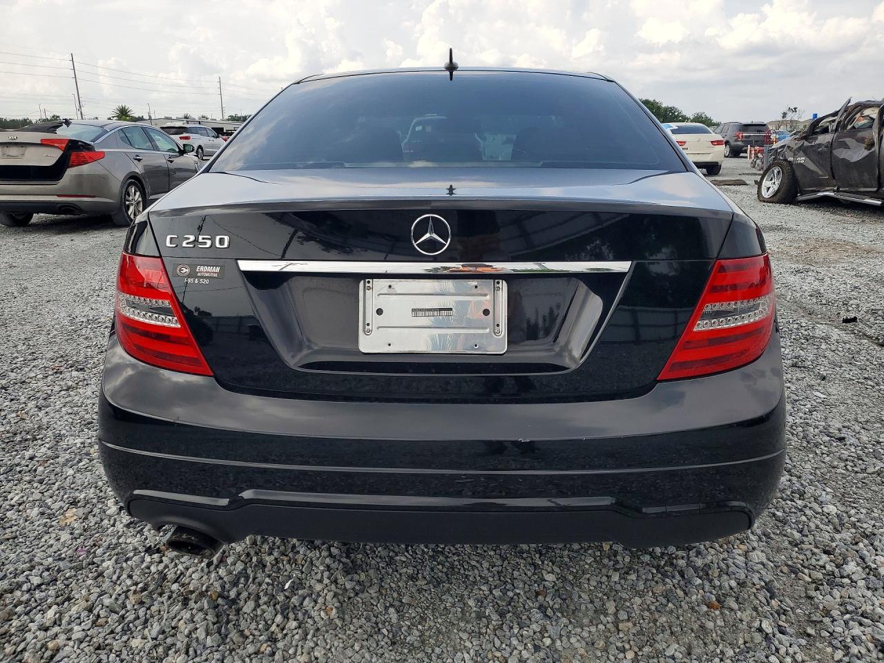 2014 Mercedes-benz C 250 Black vin: WDDGF4HB5EG233709