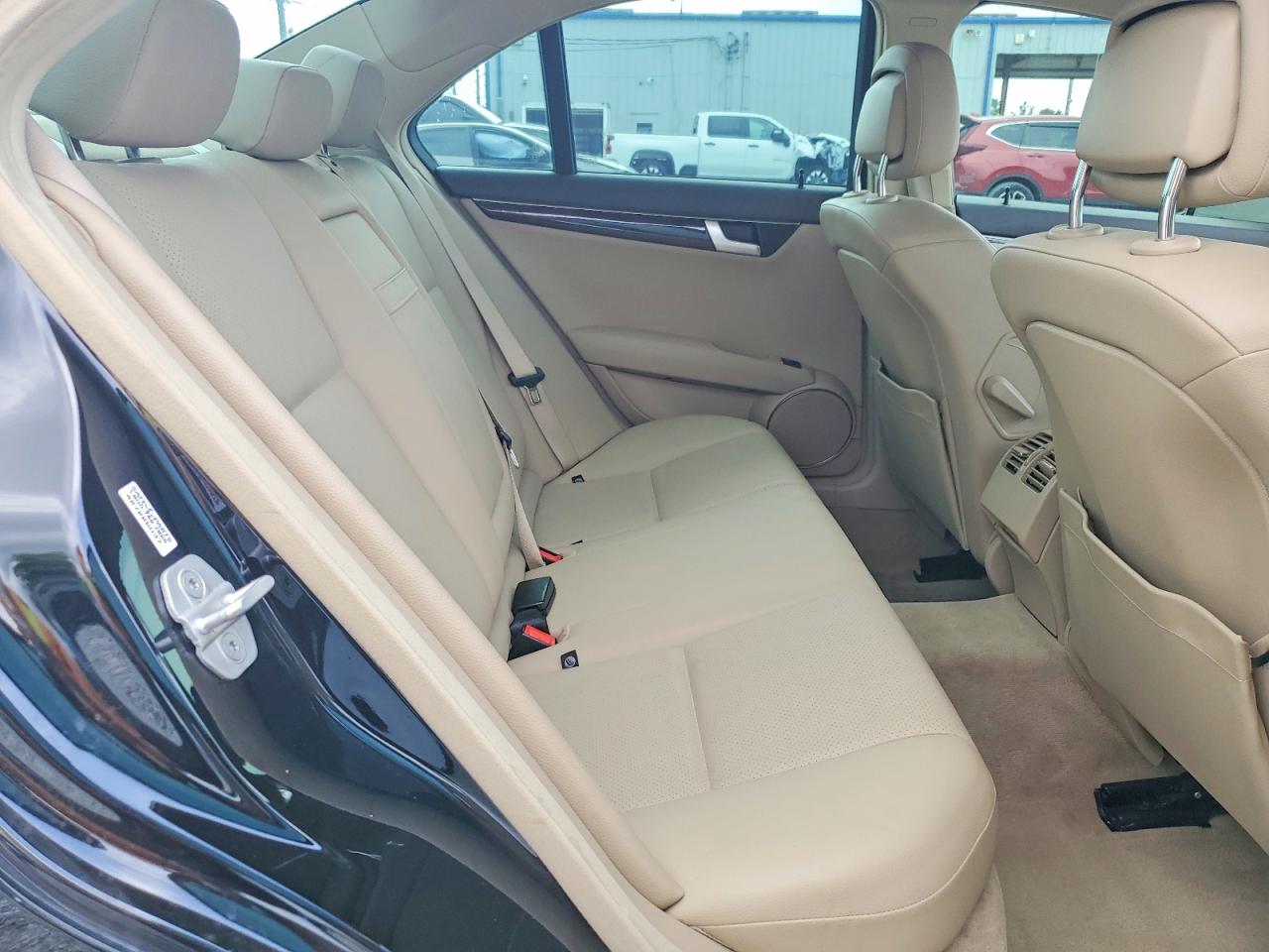2014 Mercedes-benz C 250 Black vin: WDDGF4HB5EG233709