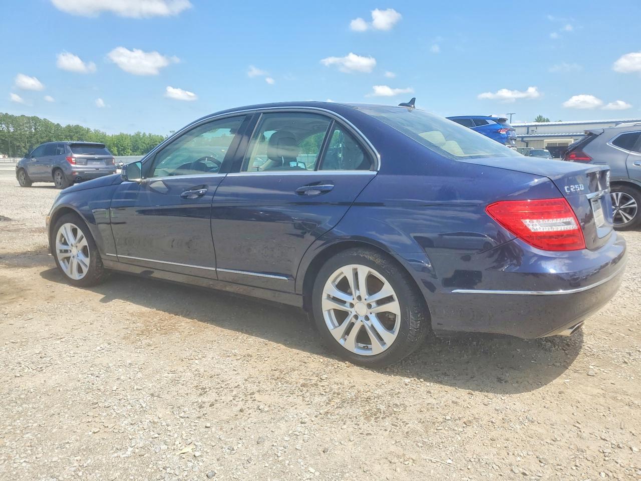 2014 Mercedes-benz C 250 Blue vin: WDDGF4HB5EG248596