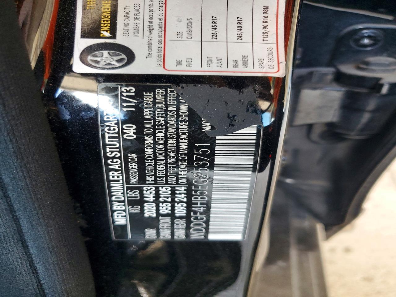 2014 Mercedes-benz C 250 Black vin: WDDGF4HB5EG253751