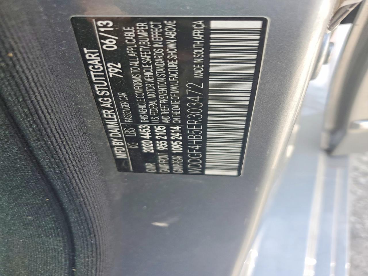 2014 Mercedes-benz C 250 Silver vin: WDDGF4HB5ER303472