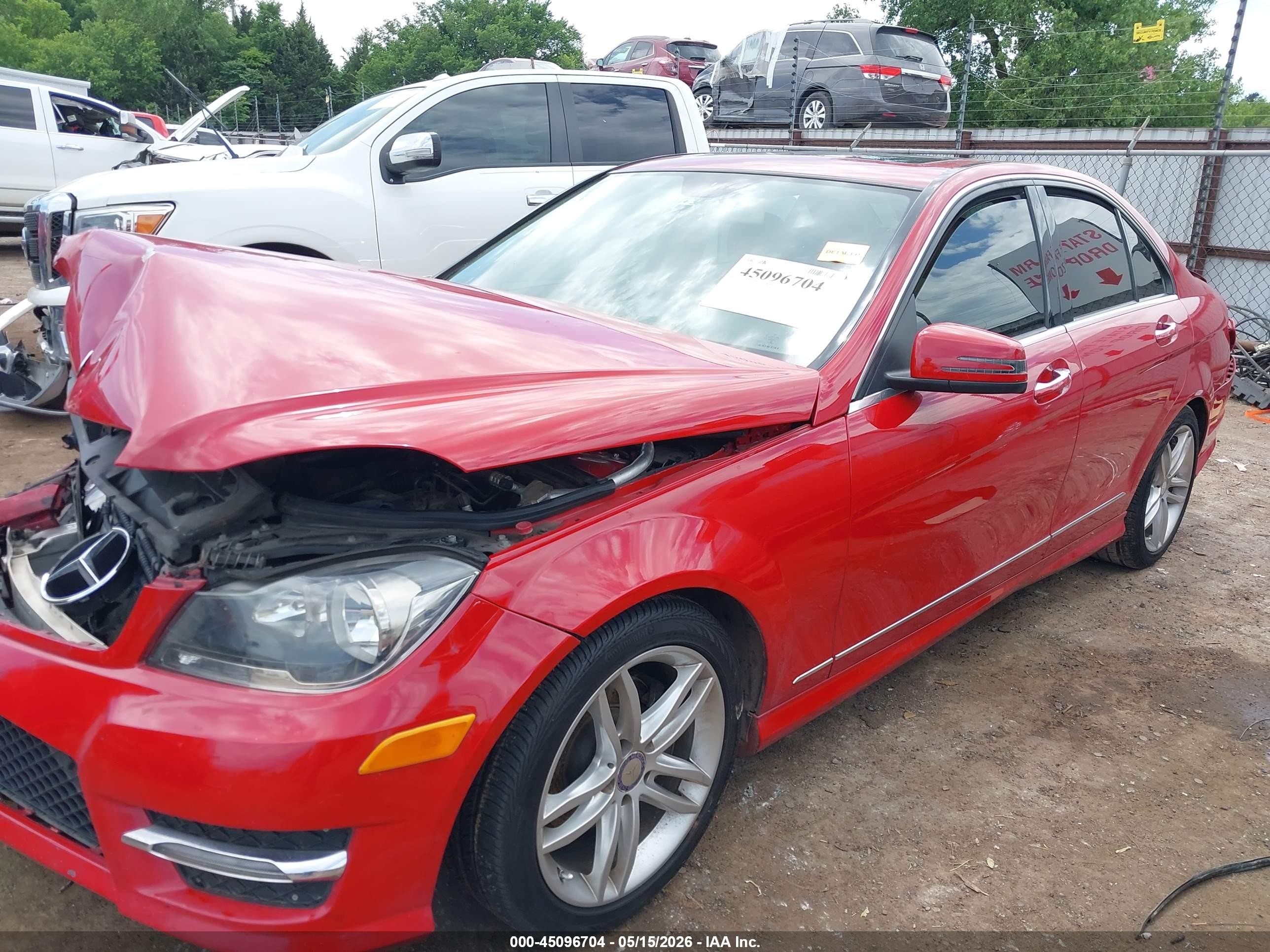 2014 Mercedes-benz C 250 Sport Red vin: WDDGF4HB5ER308462