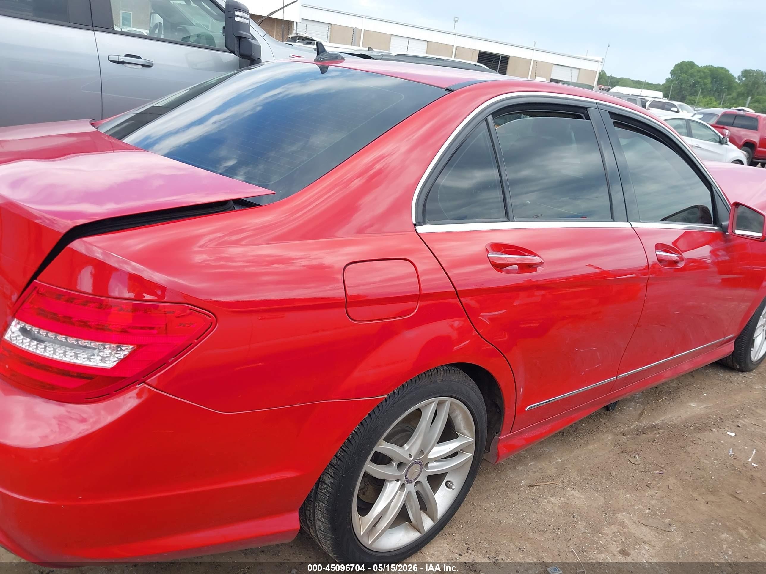 2014 Mercedes-benz C 250 Sport Red vin: WDDGF4HB5ER308462