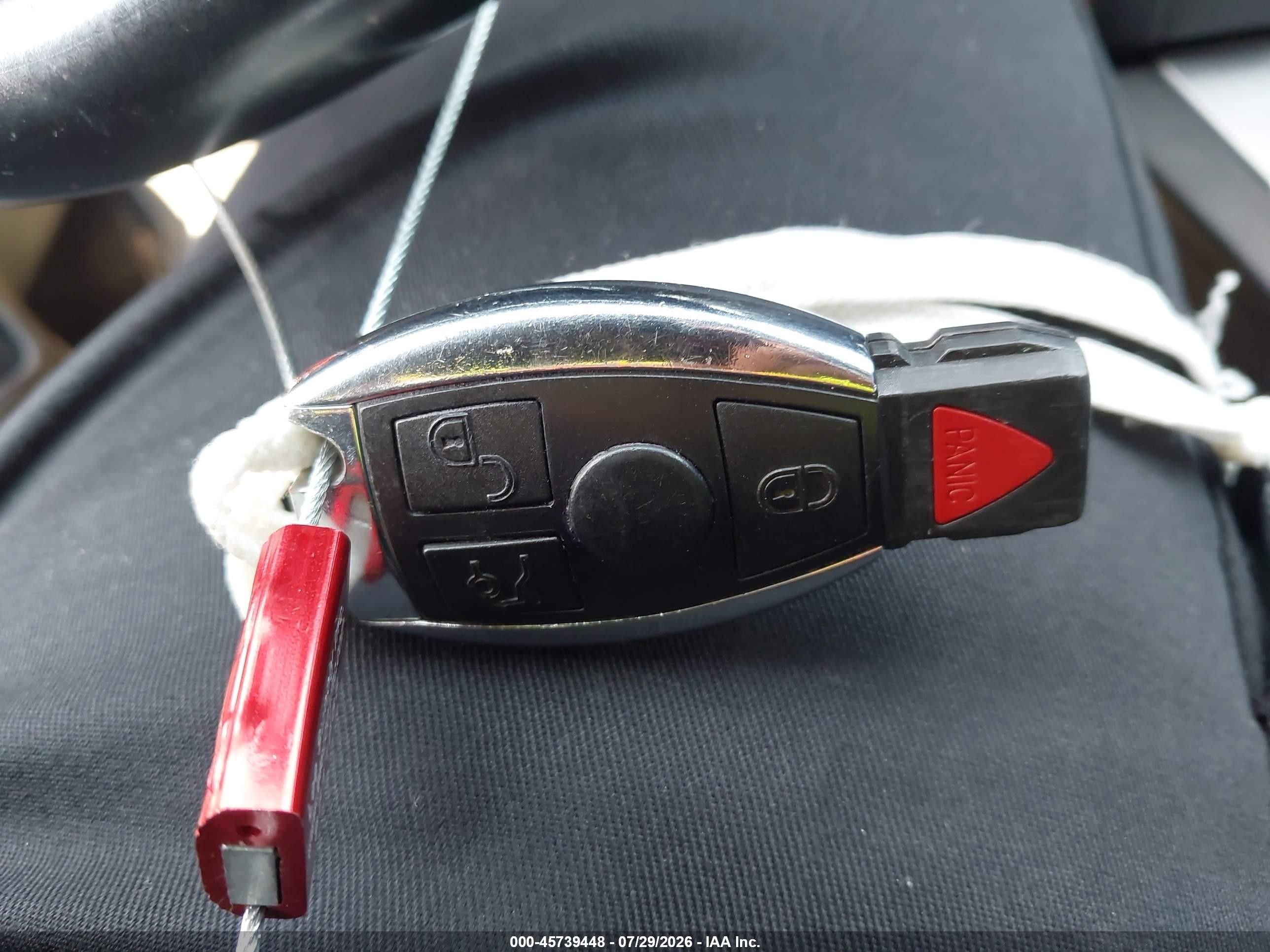 2014 Mercedes-benz C 250 Sport Red vin: WDDGF4HB5ER312043
