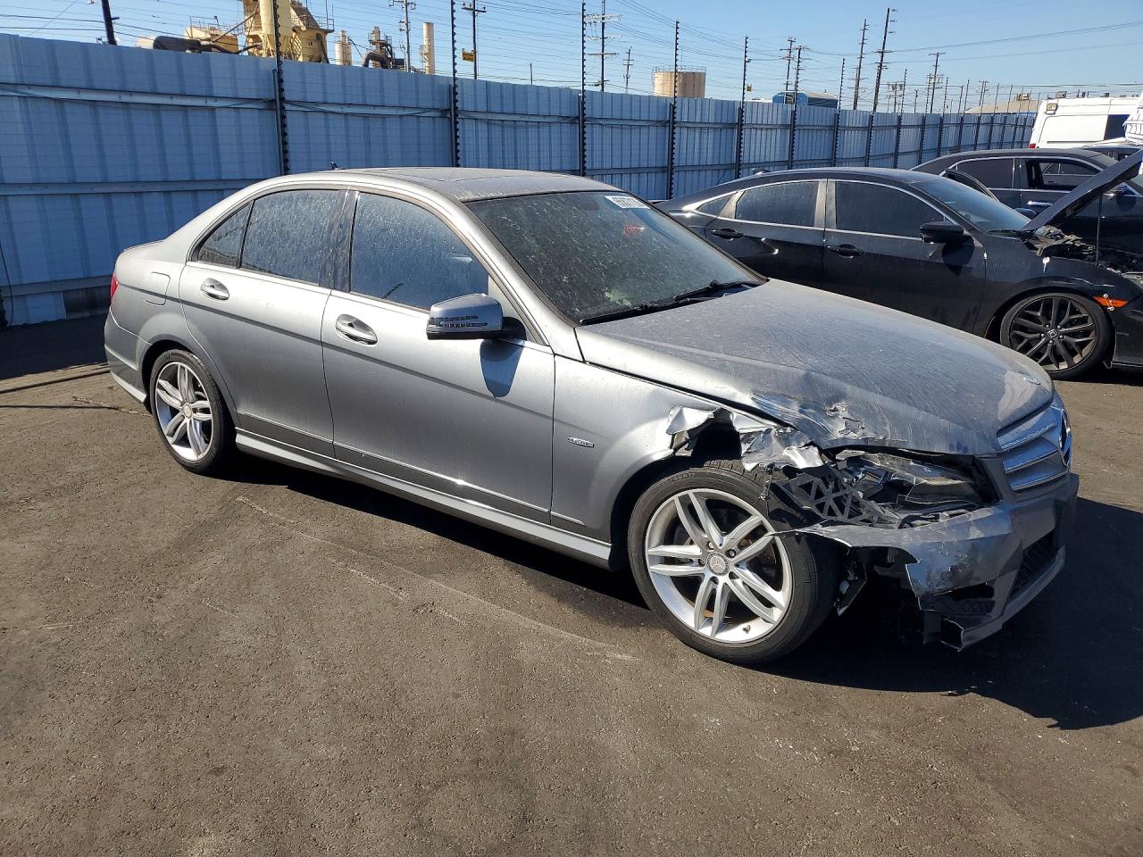 2012 Mercedes-benz C 250 Серый vin: WDDGF4HB6CR201191