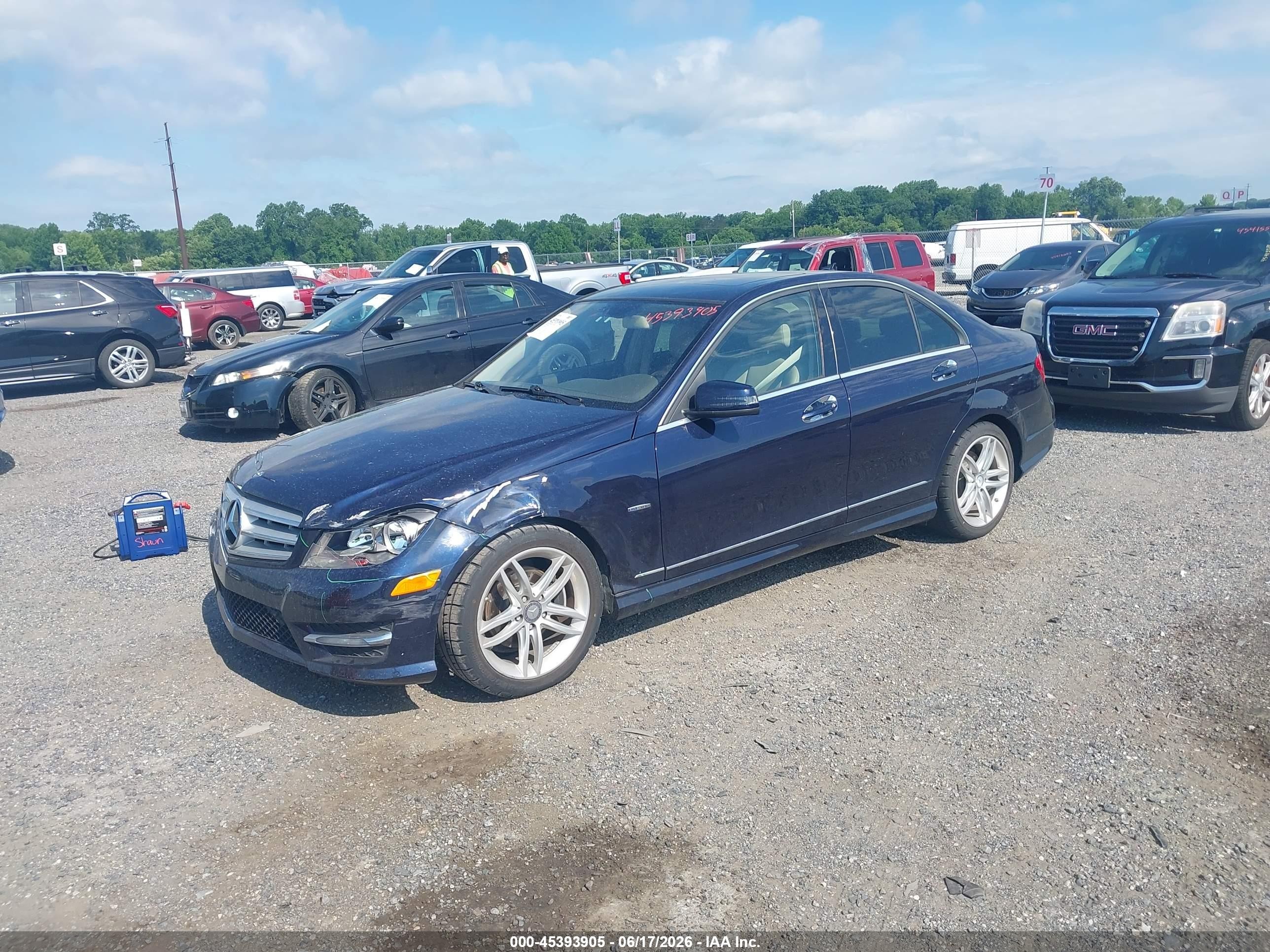 2012 Mercedes-benz C 250 Sport Blue vin: WDDGF4HB6CR233333