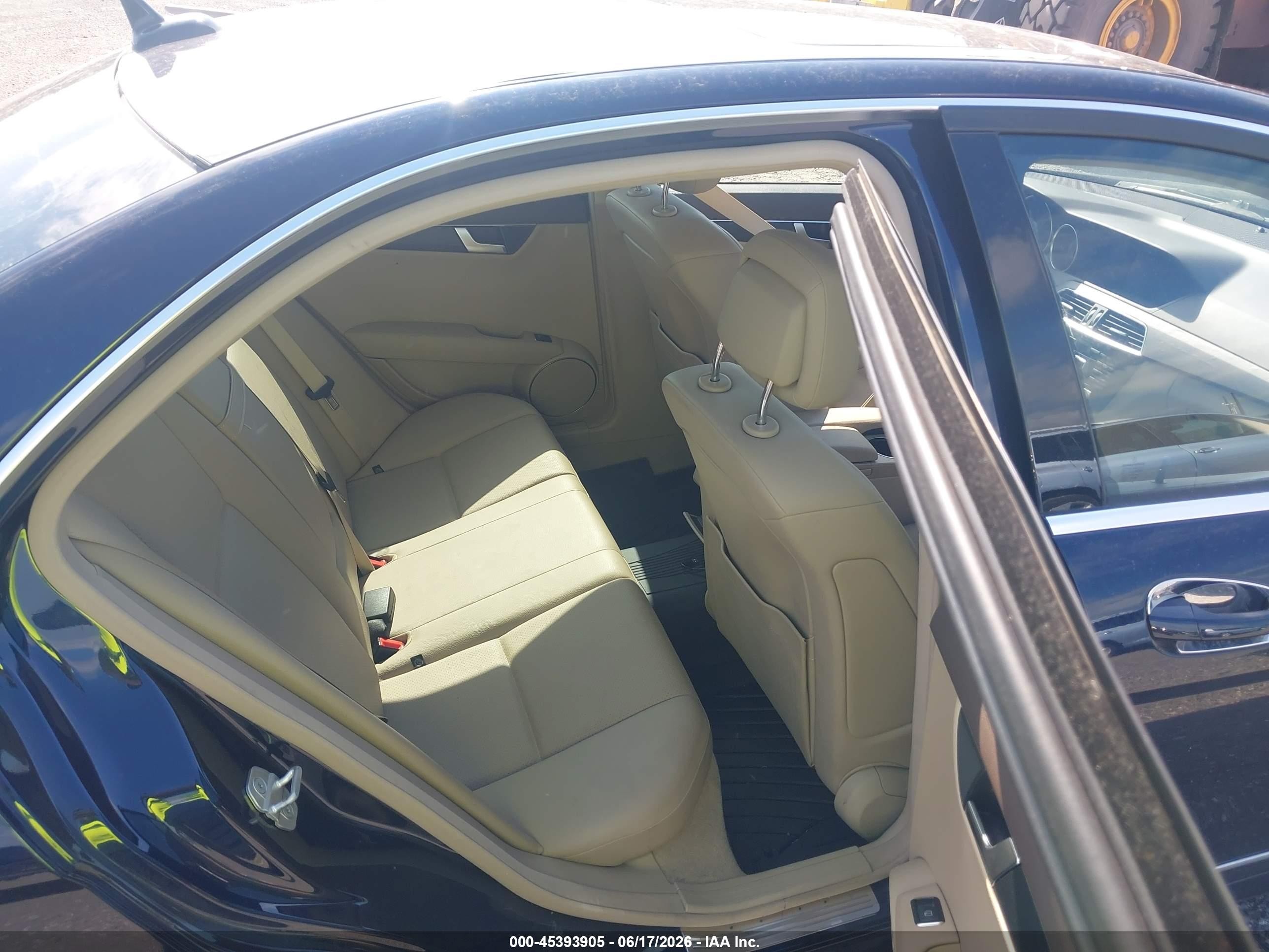 2012 Mercedes-benz C 250 Sport Blue vin: WDDGF4HB6CR233333