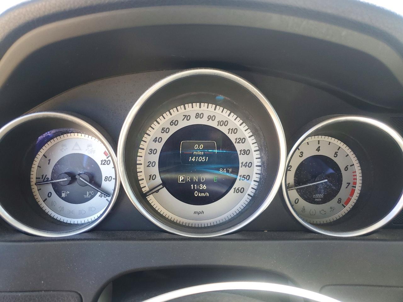 2013 Mercedes-benz C 250 Blue vin: WDDGF4HB6DA773149