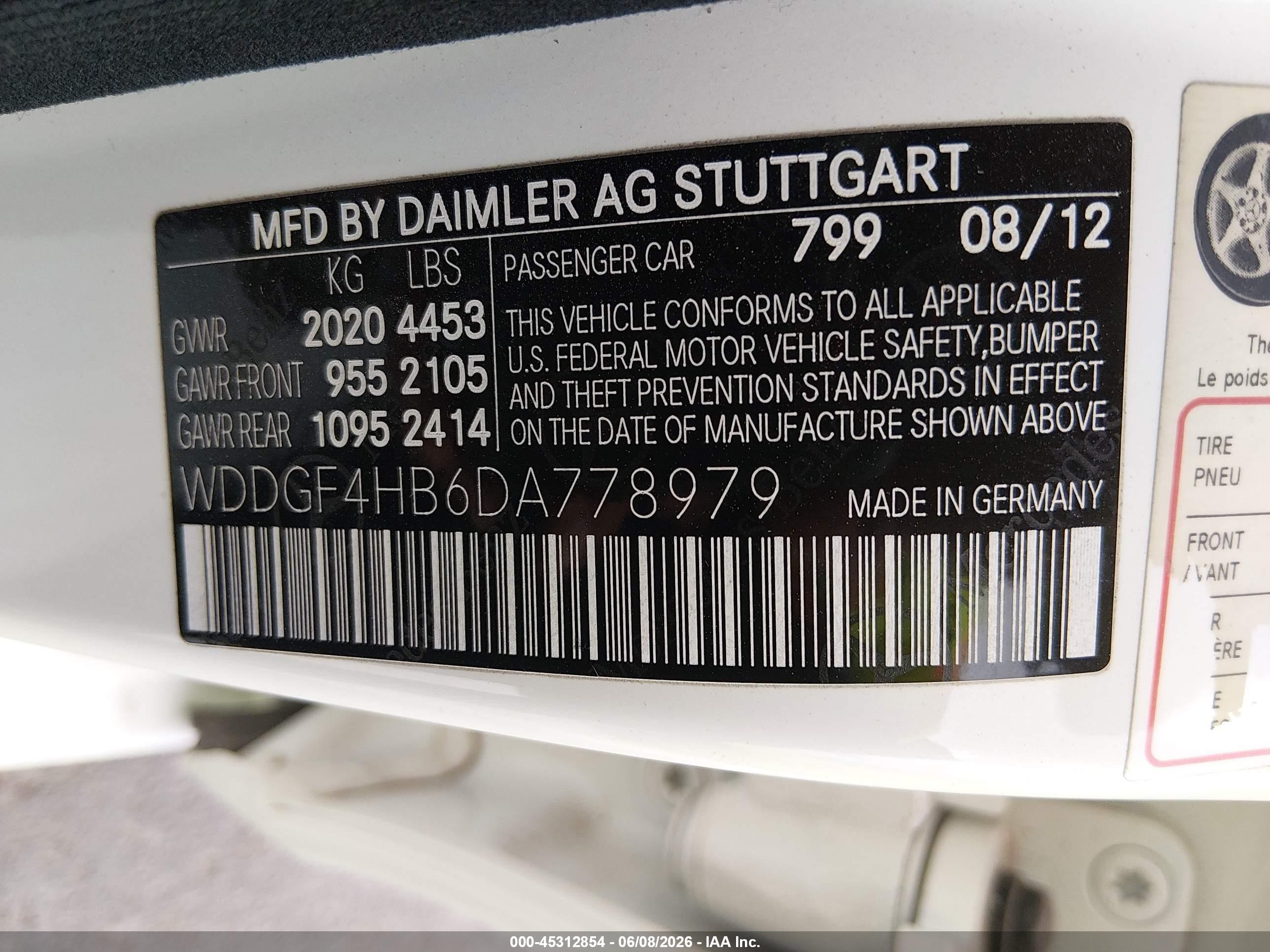2013 Mercedes-benz C 250 Sport White vin: WDDGF4HB6DA778979
