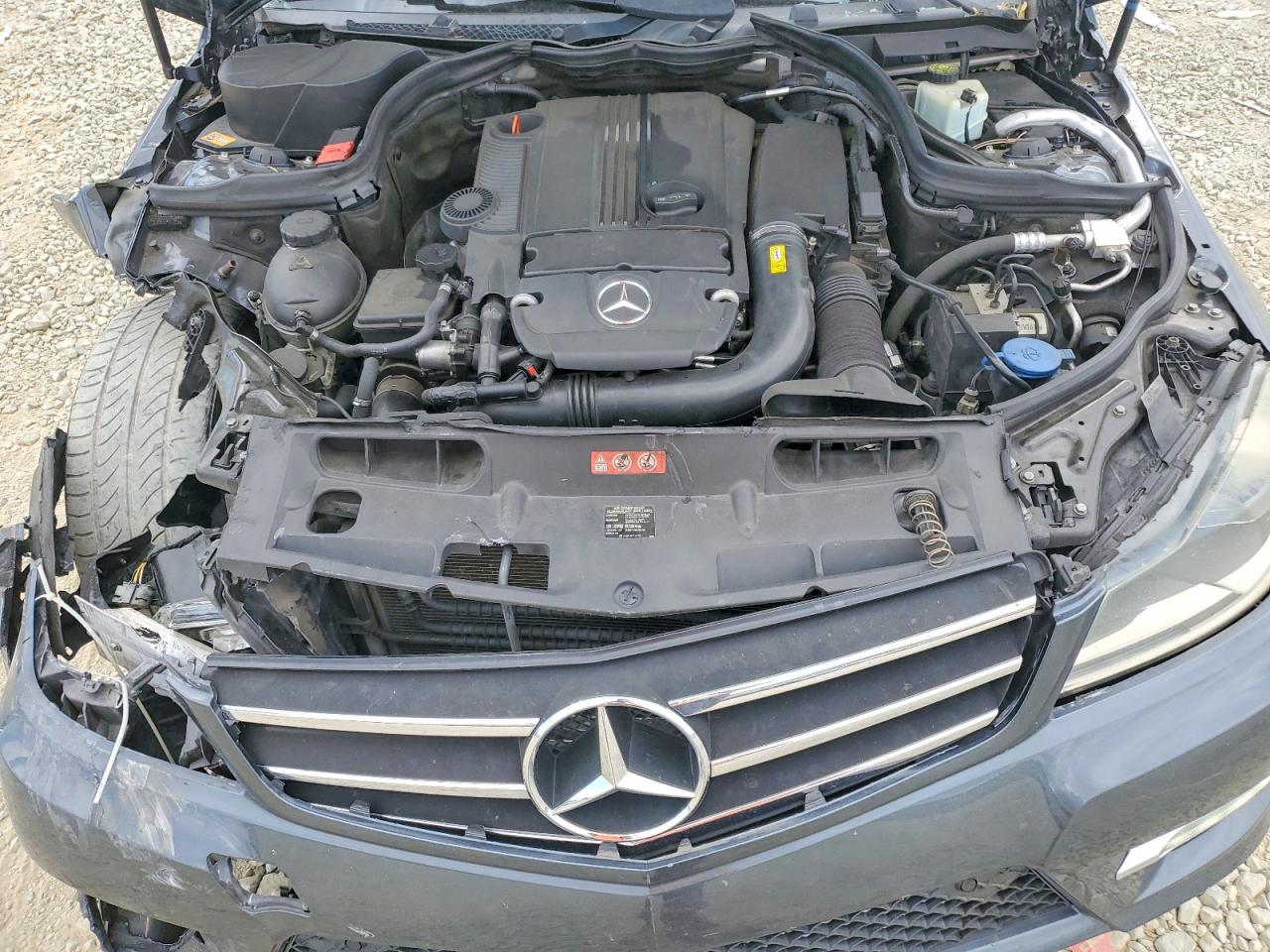 2013 Mercedes-benz C 250 Charcoal vin: WDDGF4HB6DA865071