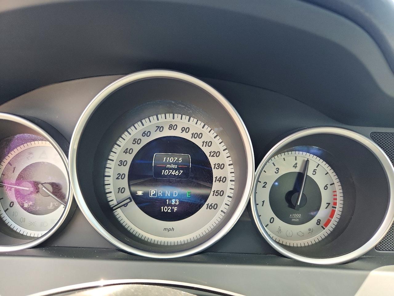 2013 Mercedes-benz C 250 Серый vin: WDDGF4HB6DR266348