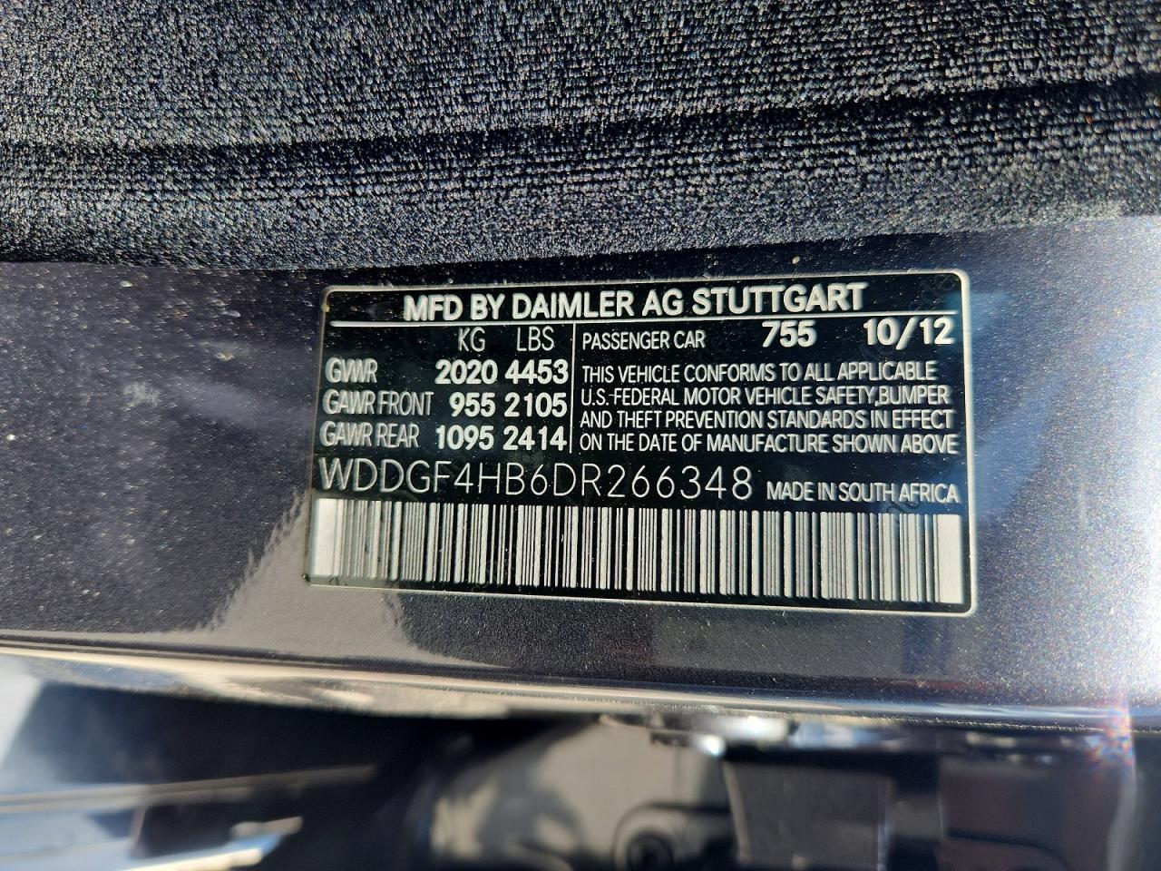 2013 Mercedes-benz C 250 Серый vin: WDDGF4HB6DR266348