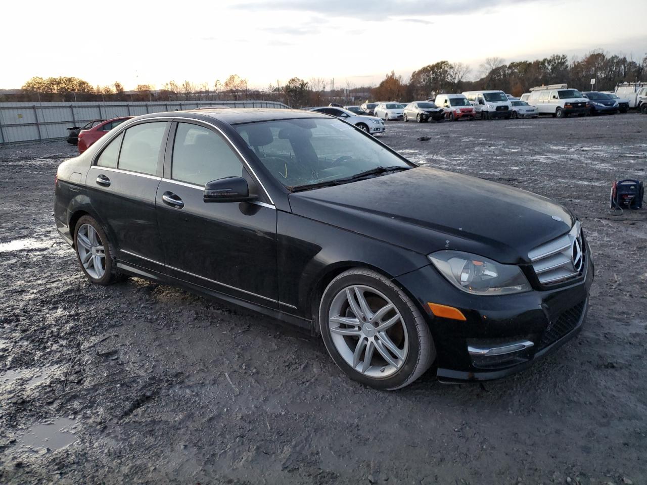 2013 Mercedes-benz C 250 Black vin: WDDGF4HB6DR268309