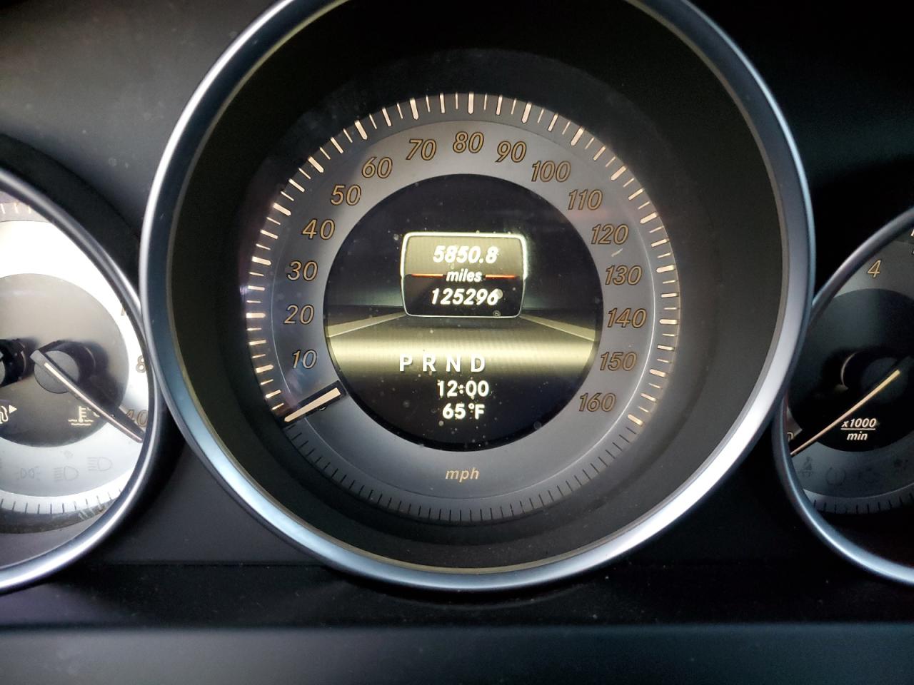 2013 Mercedes-benz C 250 Black vin: WDDGF4HB6DR268309