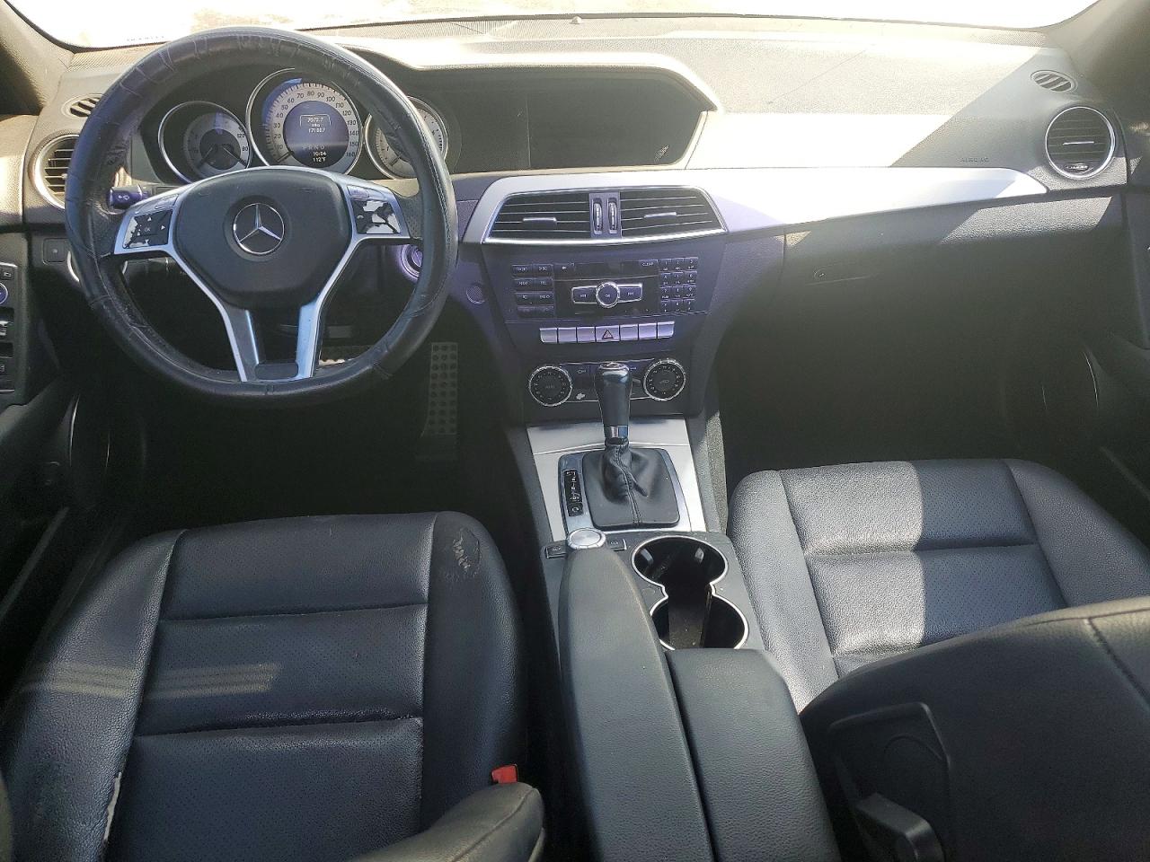 2013 Mercedes-benz C 250 Silver vin: WDDGF4HB6DR273431