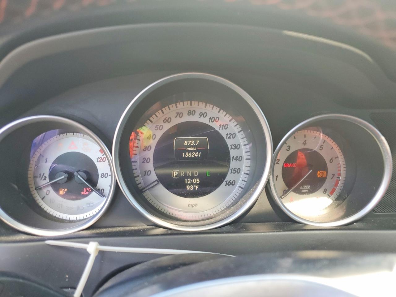 2013 Mercedes-benz C 250 Серебряный vin: WDDGF4HB6DR296384