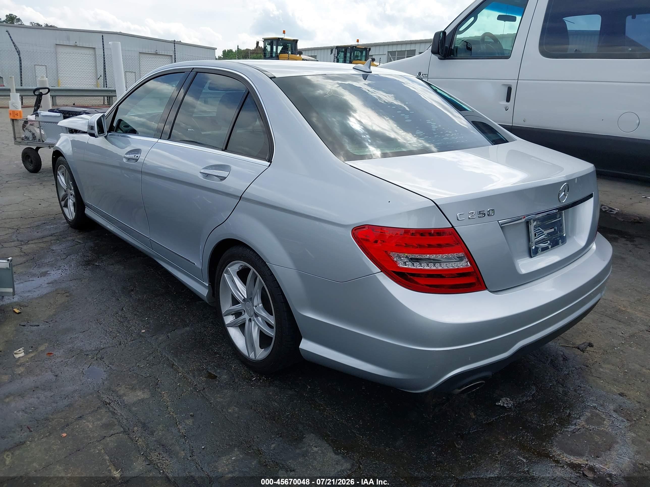 2013 Mercedes-benz C 250 Sport Silver vin: WDDGF4HB6DR298961