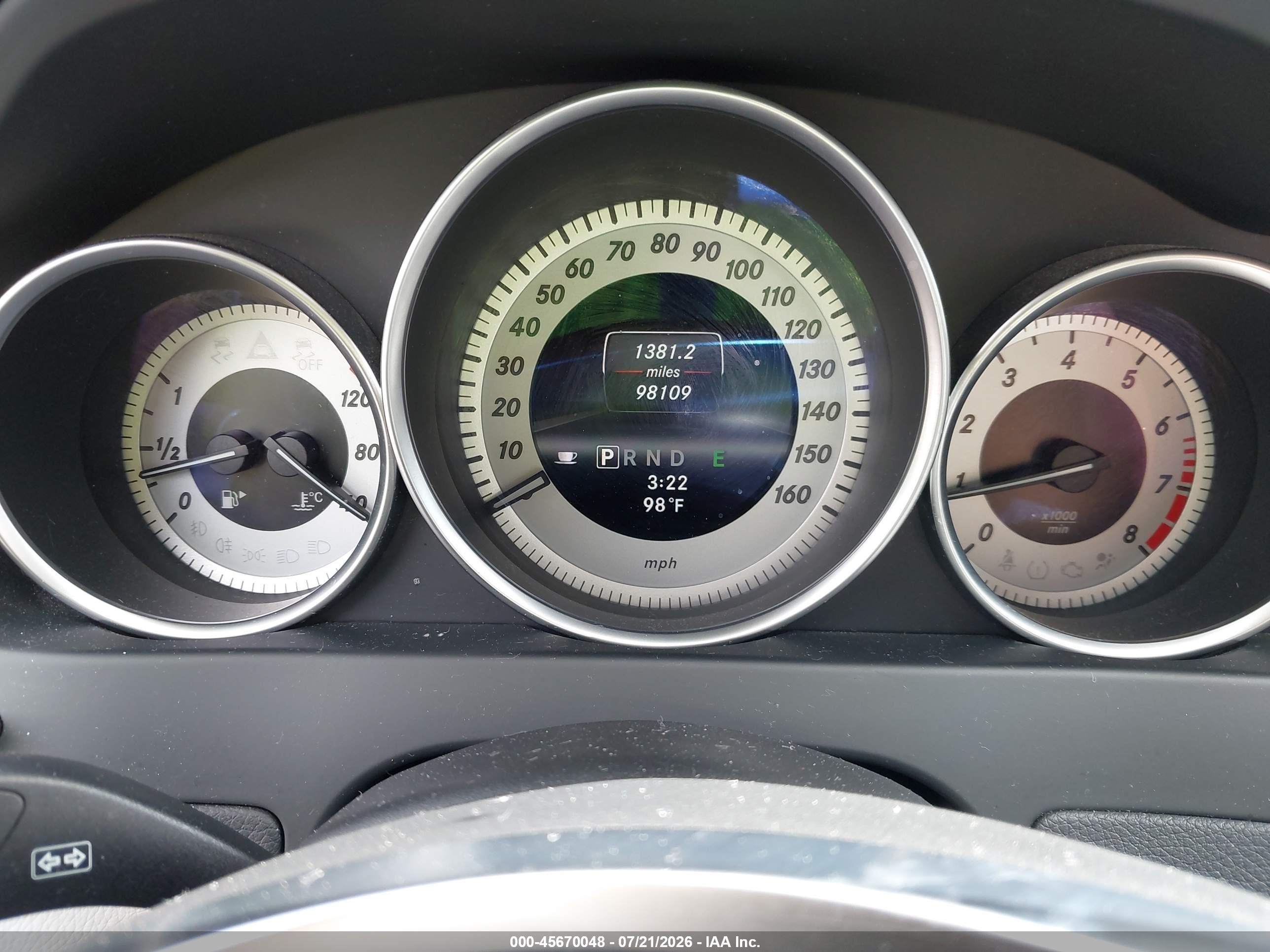 2013 Mercedes-benz C 250 Sport Silver vin: WDDGF4HB6DR298961
