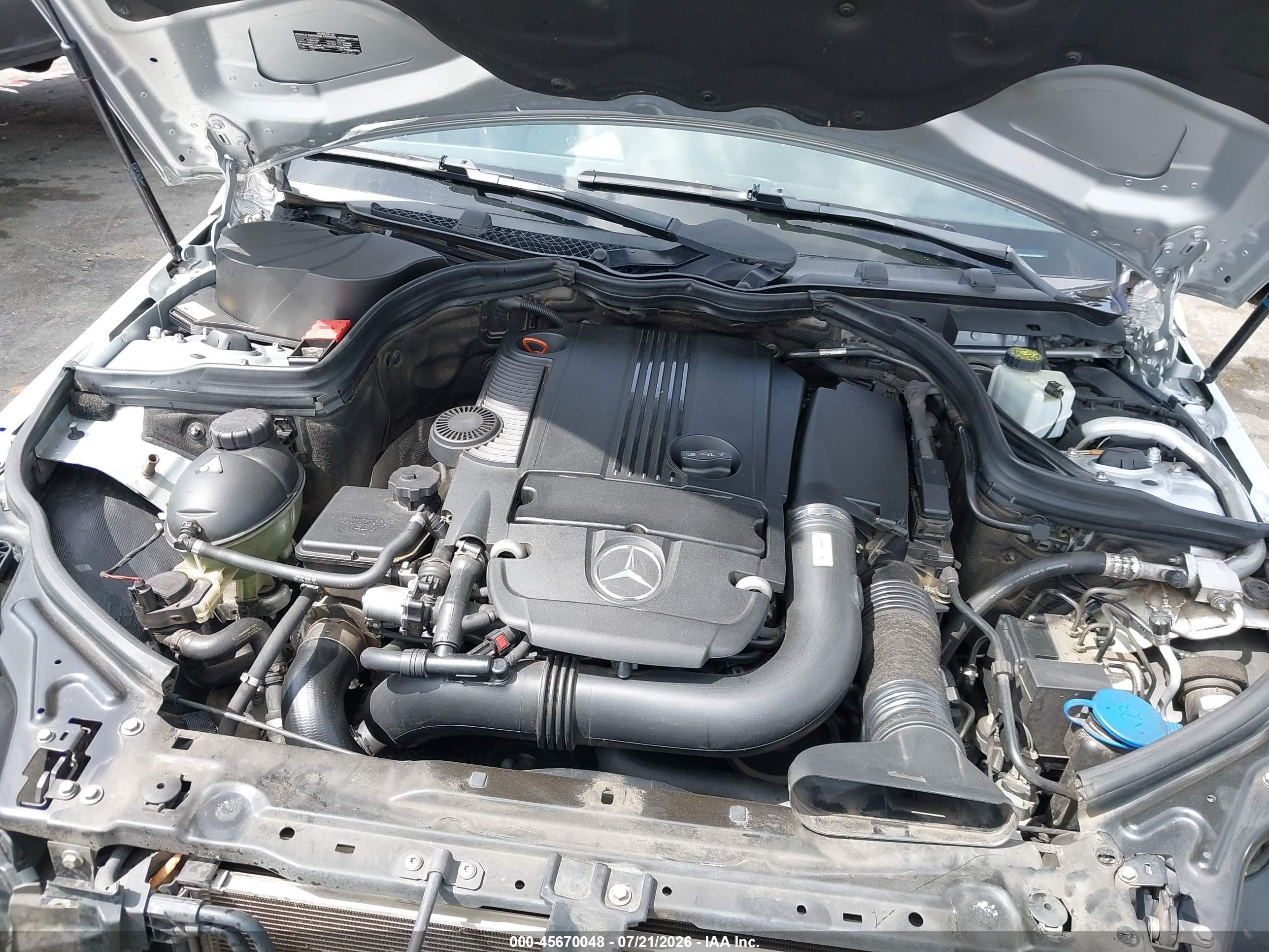 2013 Mercedes-benz C 250 Sport Silver vin: WDDGF4HB6DR298961