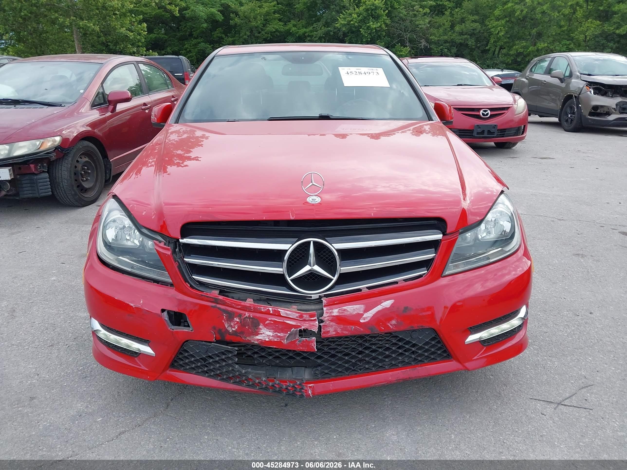 2014 Mercedes-benz C 250 Sport Red vin: WDDGF4HB6EA947075