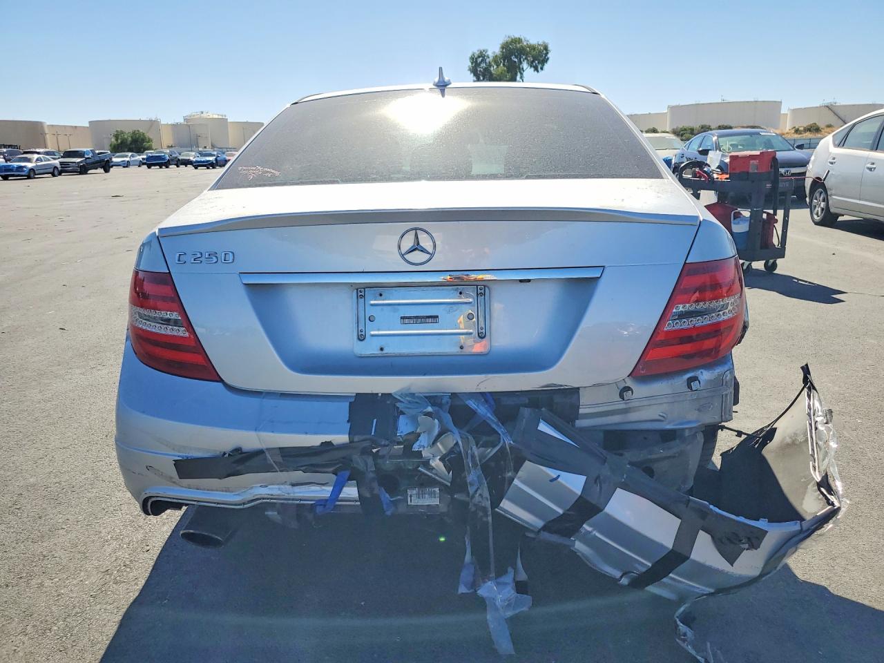 2014 Mercedes-benz C 250 Silver vin: WDDGF4HB6EA958996