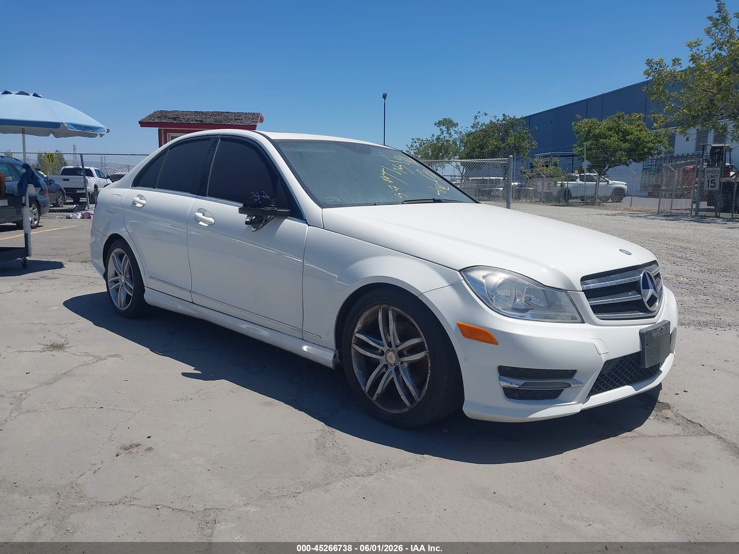 WDDGF4HB6EG219561