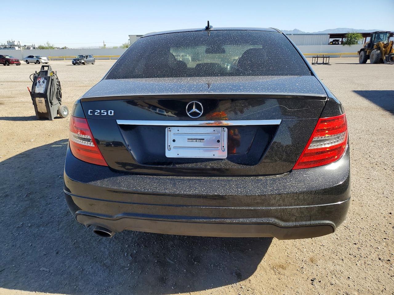 2012 Mercedes-benz C 250 Black vin: WDDGF4HB7CA637448