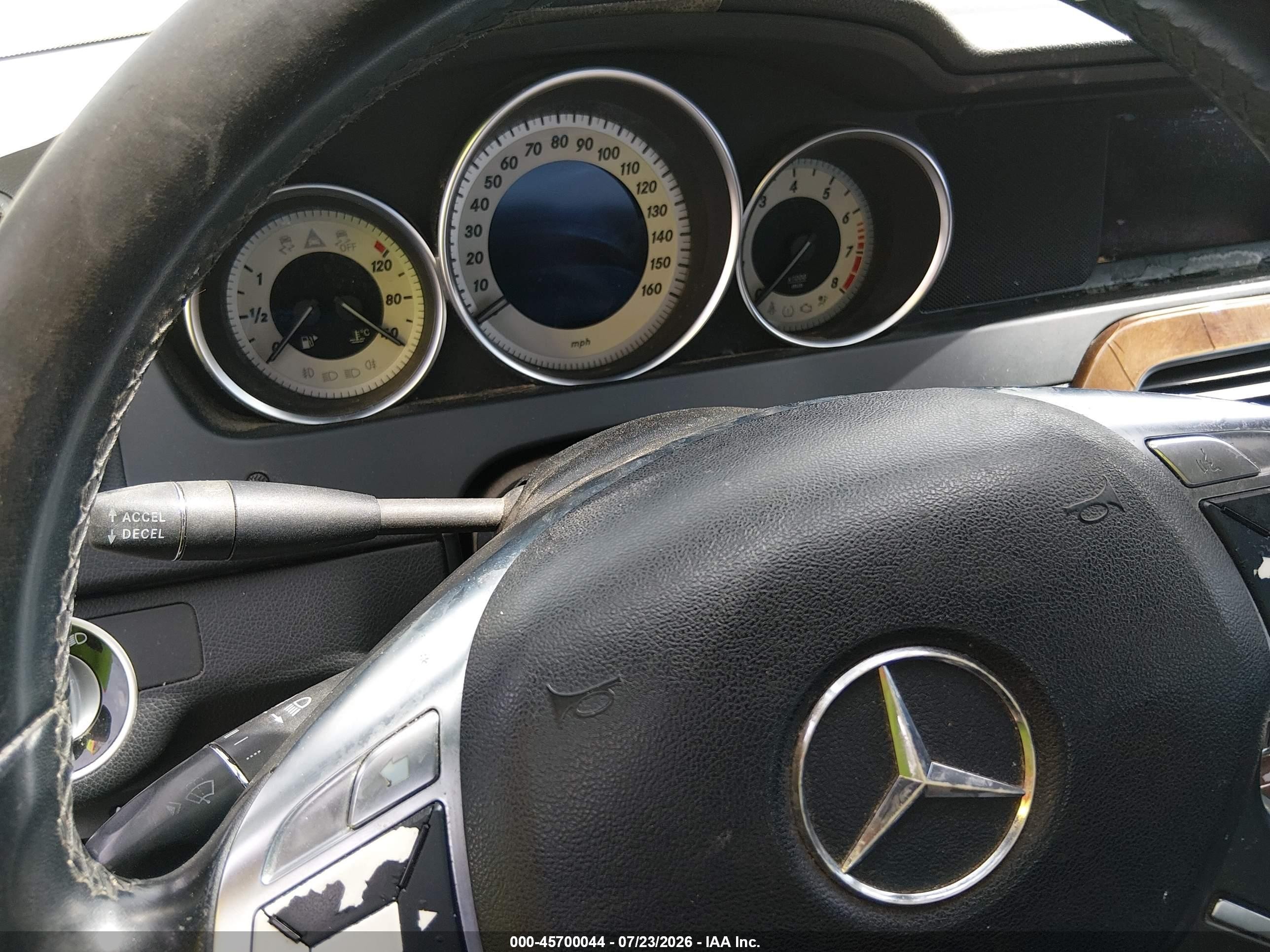 2012 Mercedes-benz C 250 Luxury White vin: WDDGF4HB7CR215326
