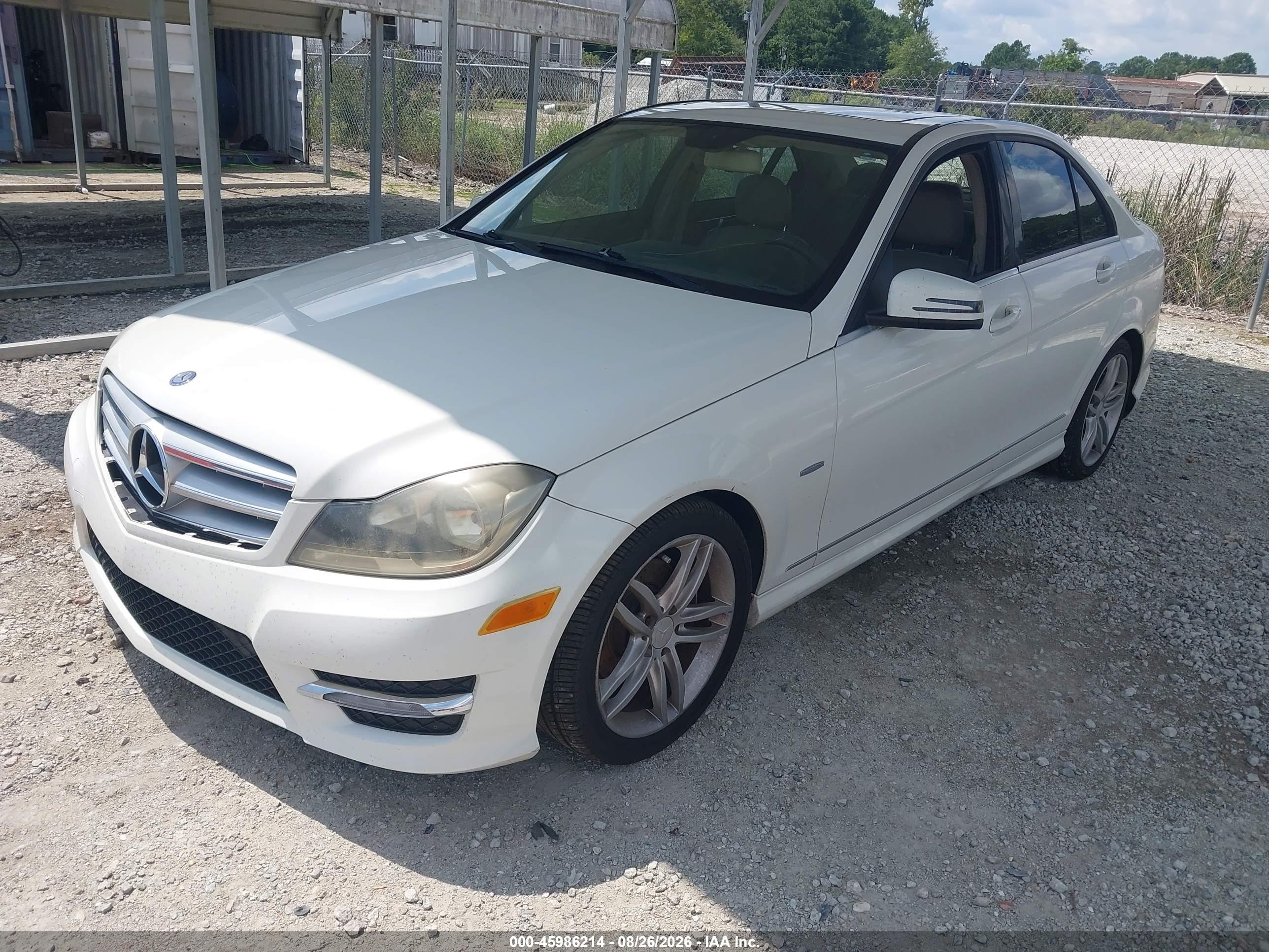 2012 Mercedes-benz C 250 Sport White vin: WDDGF4HB7CR219389