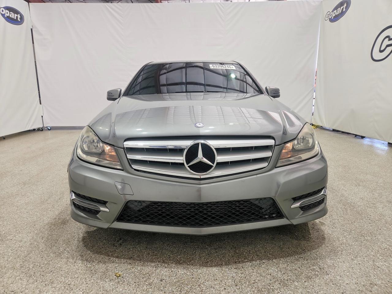 2013 Mercedes-benz C 250 Gray vin: WDDGF4HB7DA788226