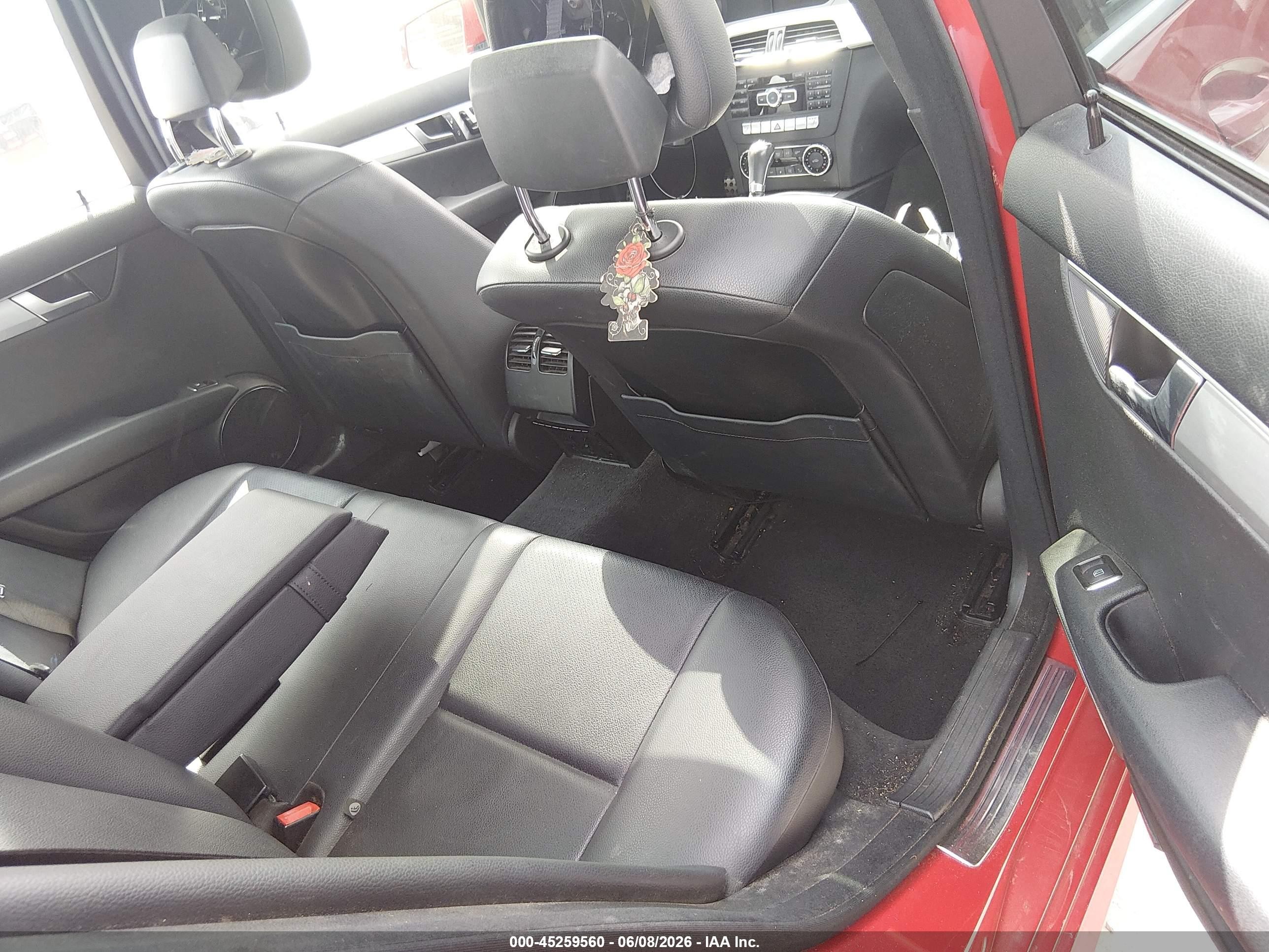 2013 Mercedes-benz C 250 Sport Red vin: WDDGF4HB7DA808345