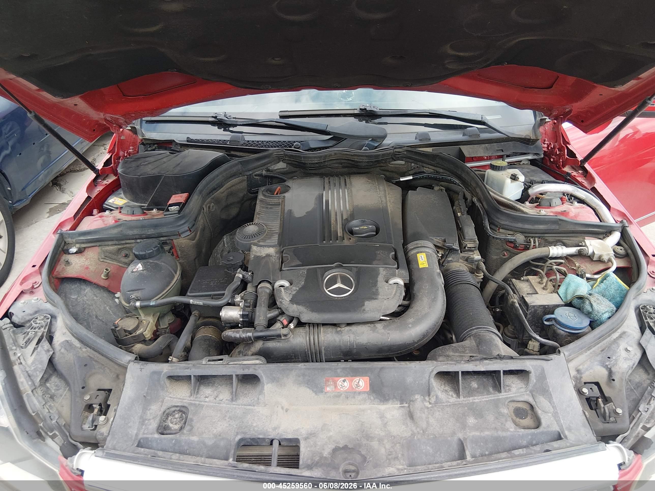 2013 Mercedes-benz C 250 Sport Red vin: WDDGF4HB7DA808345